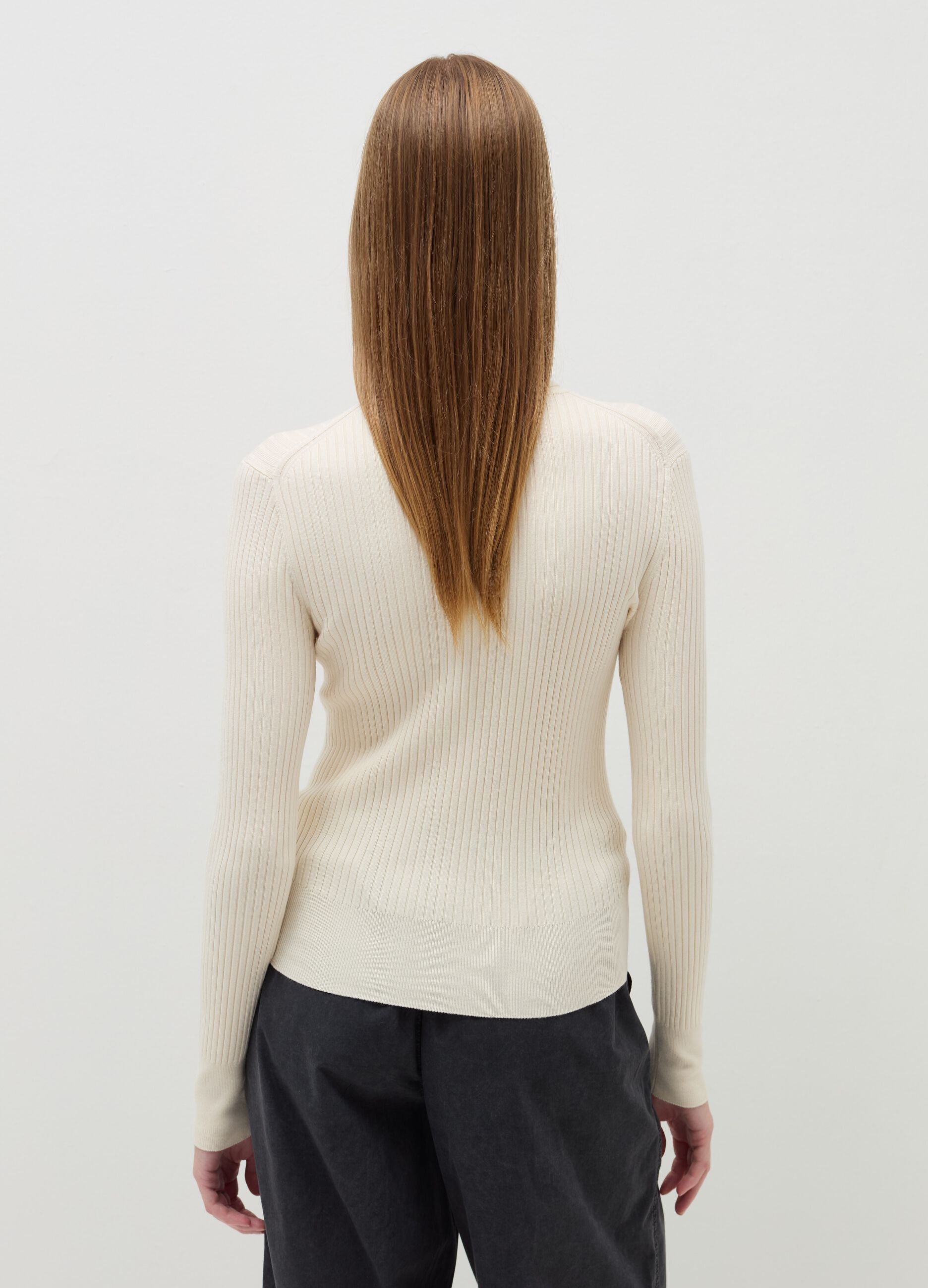 Turtleneck pullover with flat ribbing