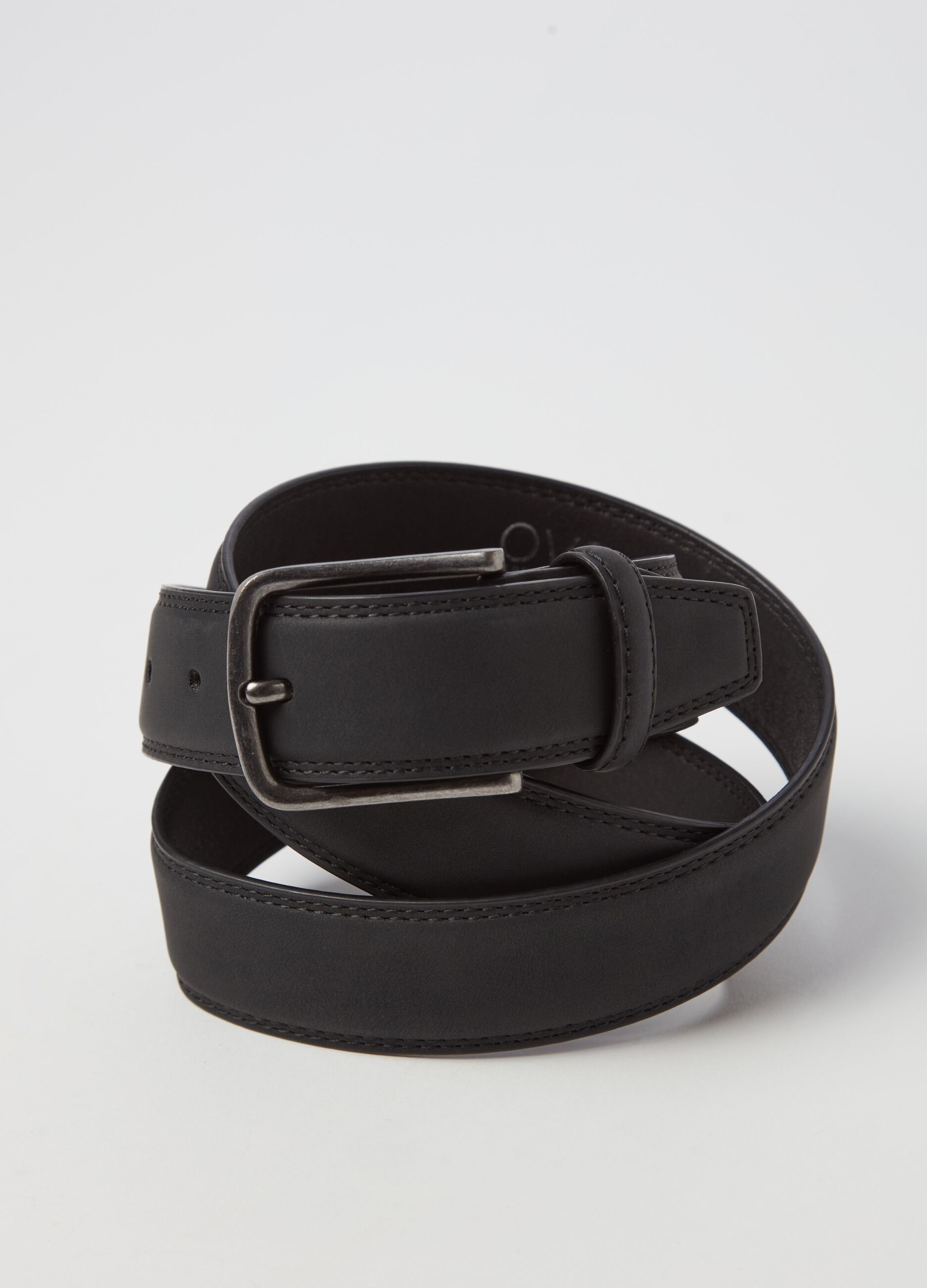 Belt with metal buckle