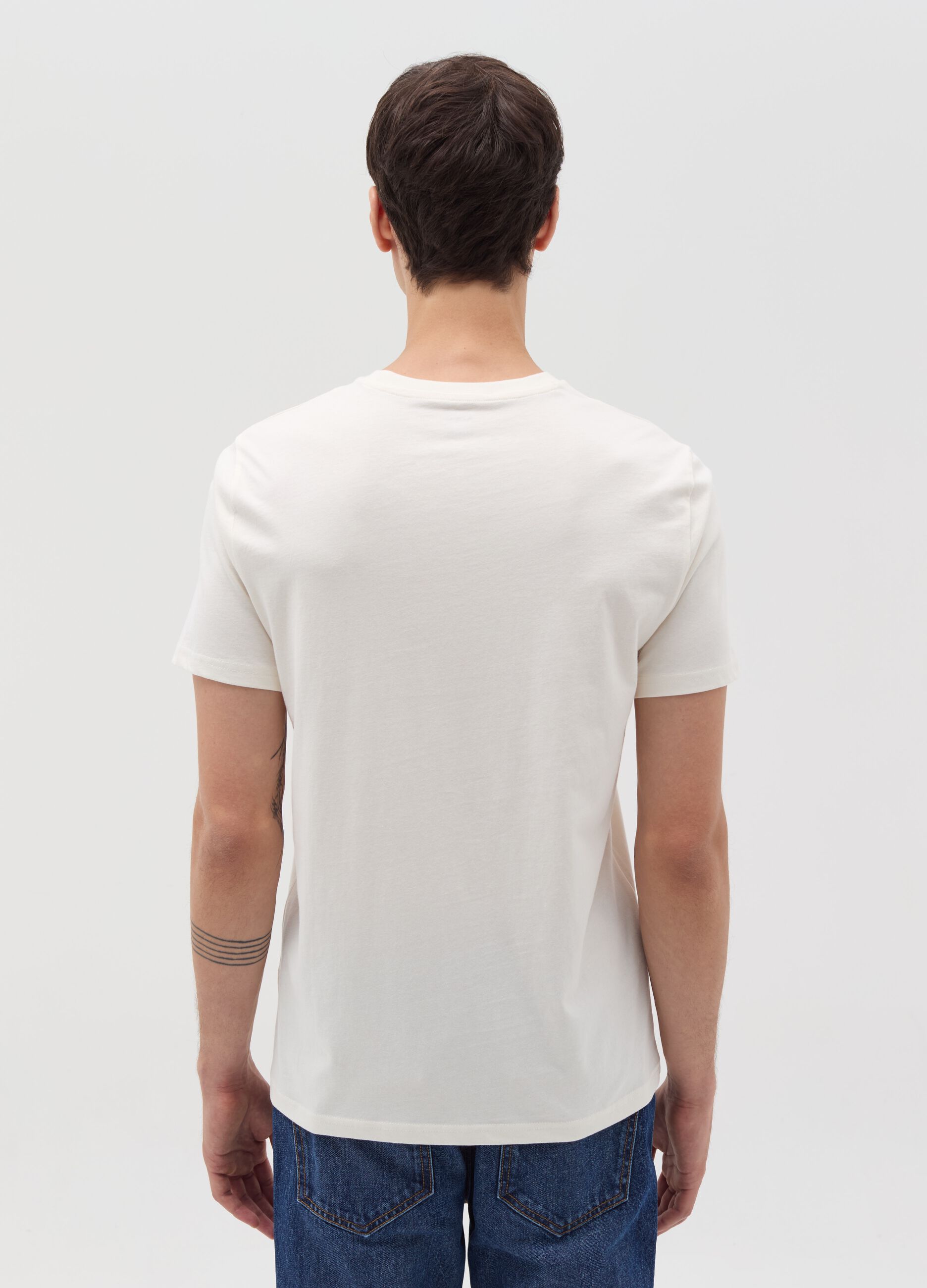 Cotton T-shirt with round neck