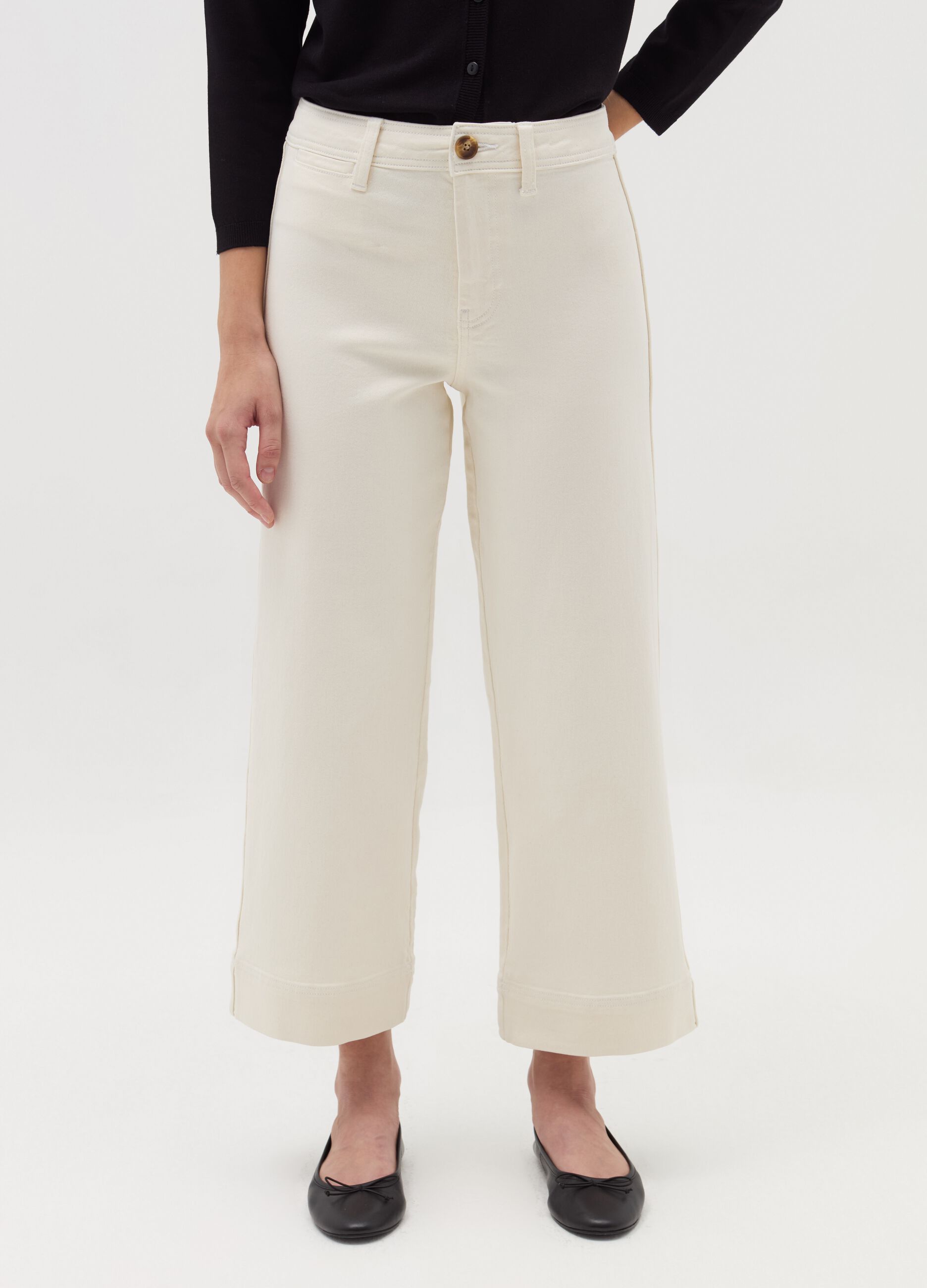 Wide-leg culotte jeans