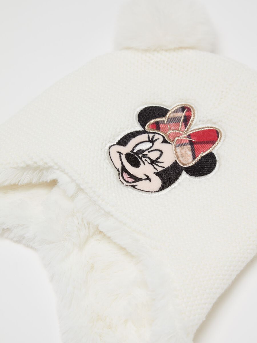 Faux fur Minnie Mouse hat with pompom_2