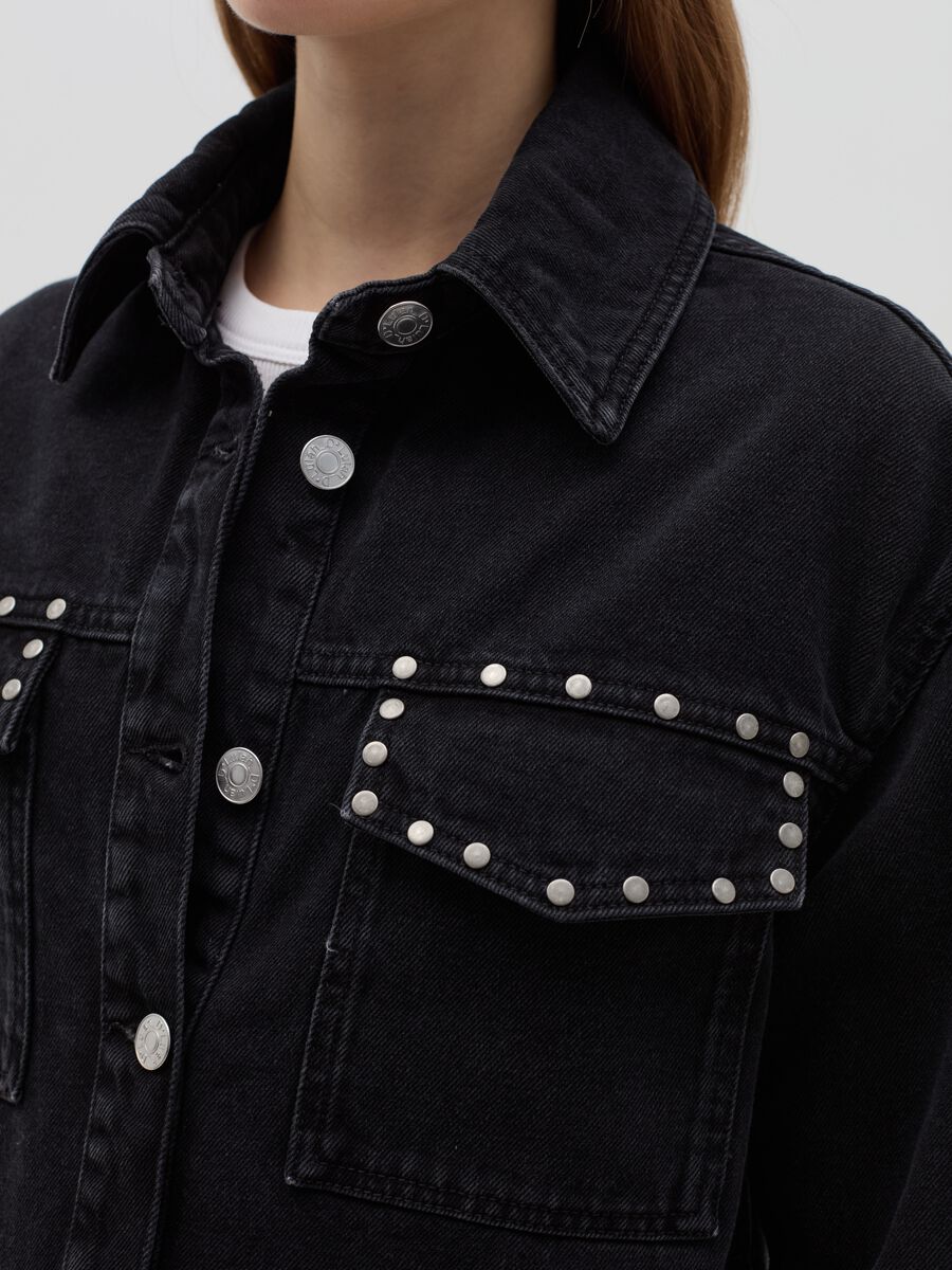 Denim shacket with studs_3