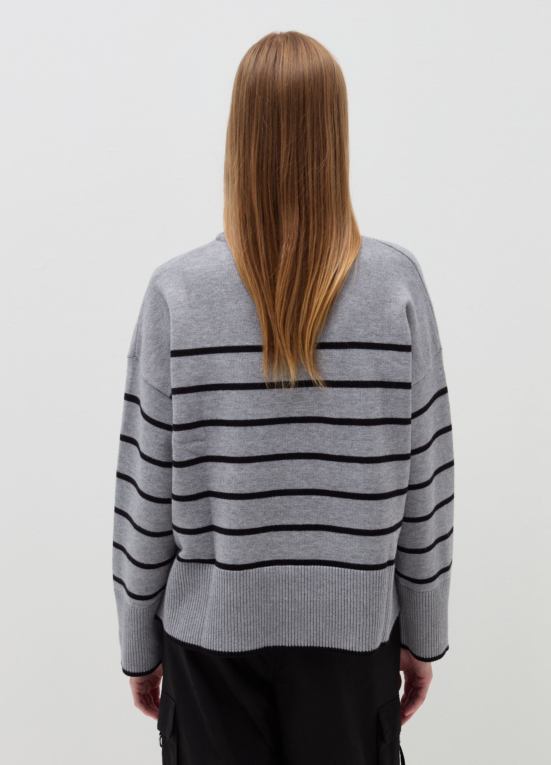 Striped pullover with slits