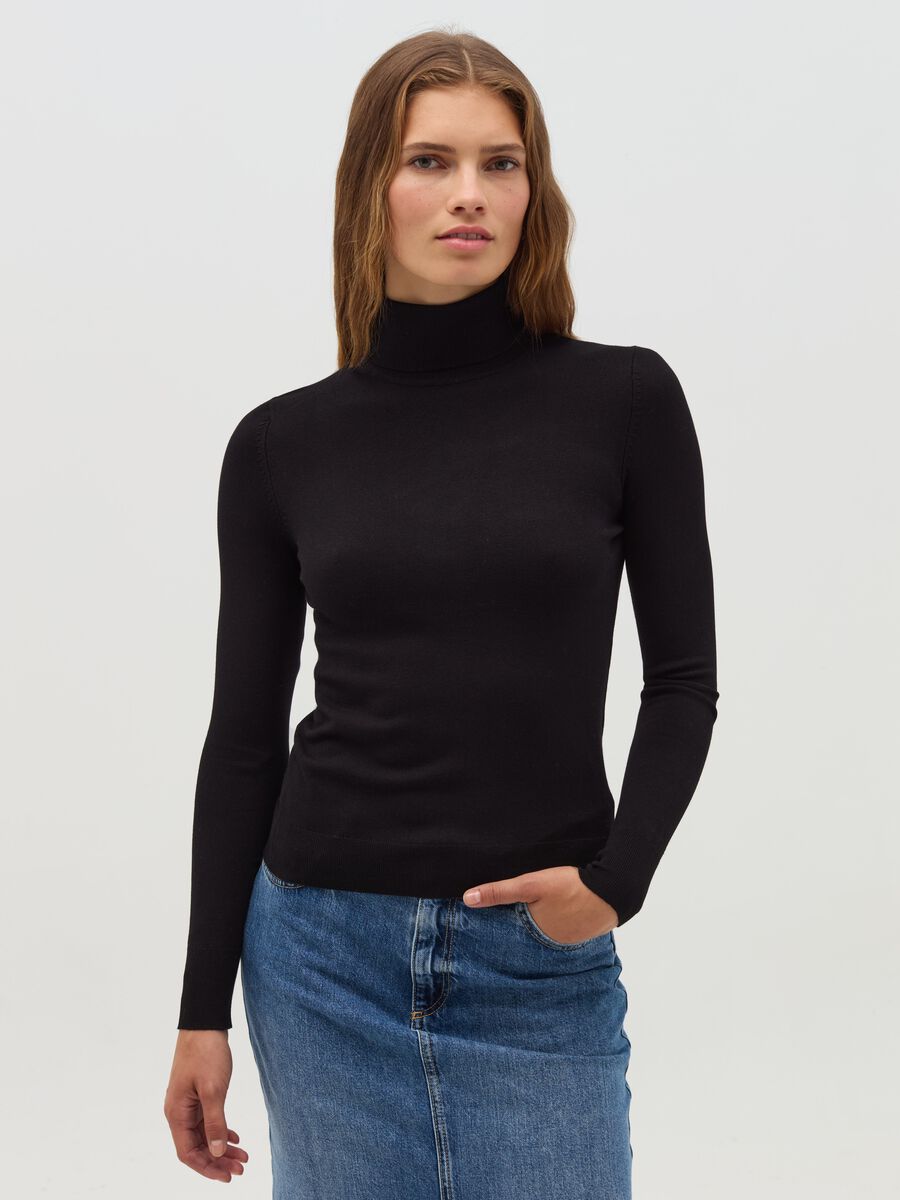 Pullover with high neck_1