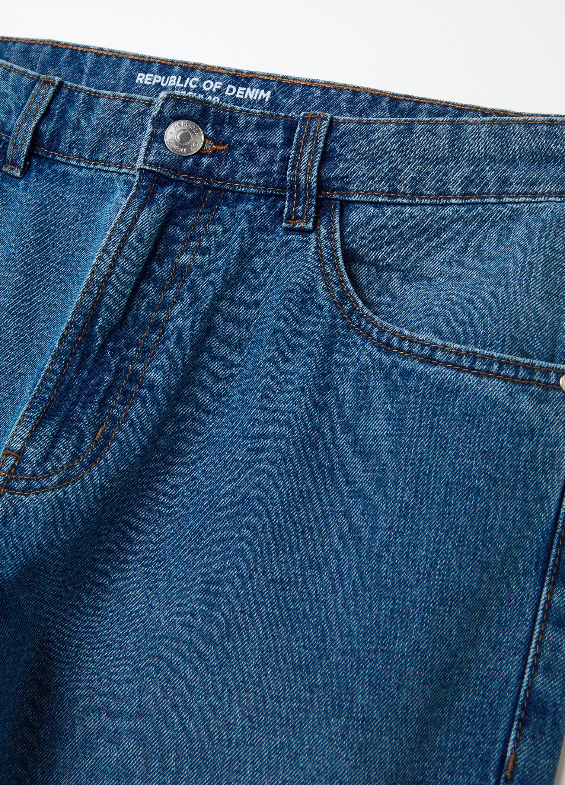 Regular-fit jeans with five pockets