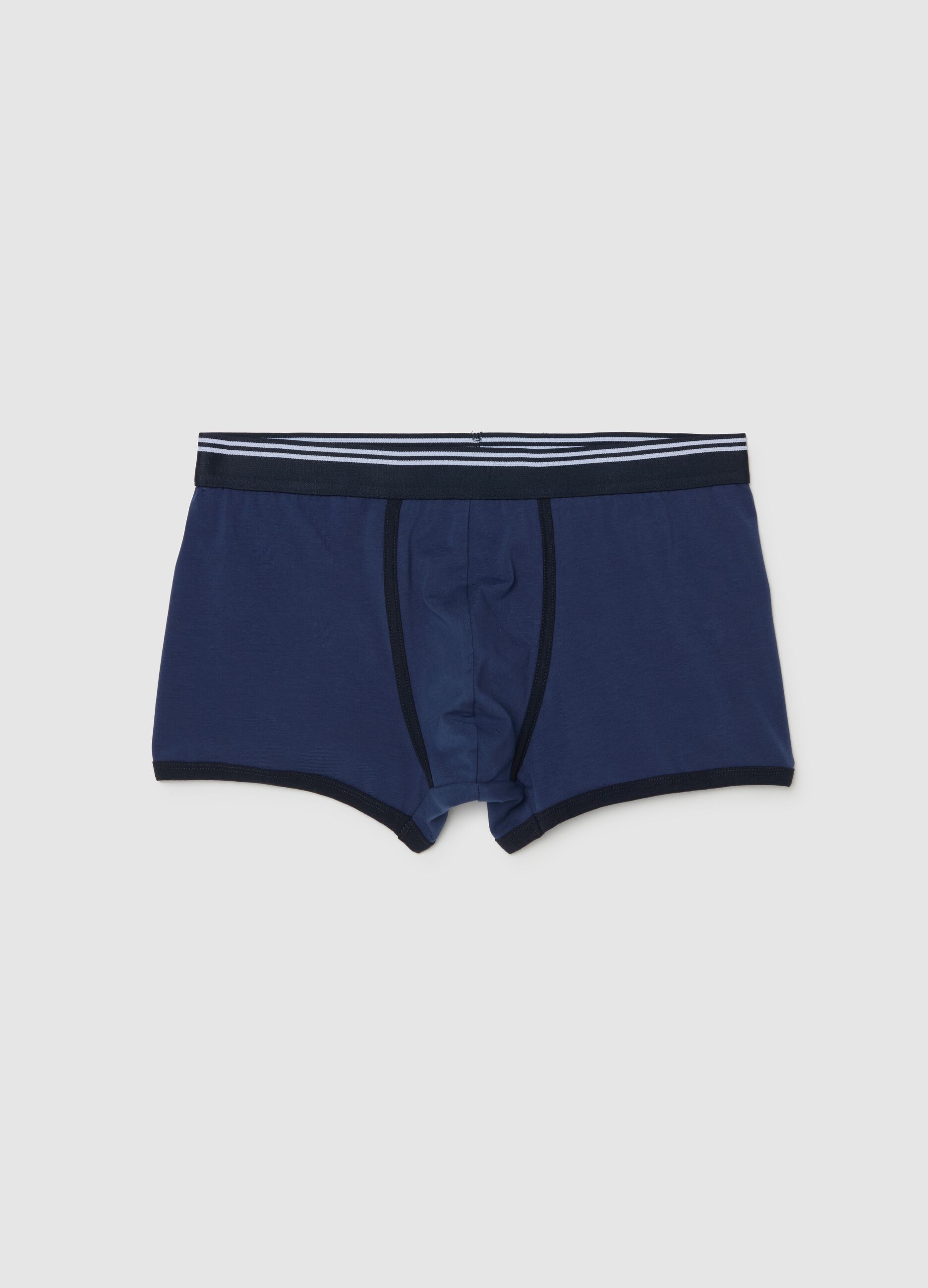 Boxer shorts with contrasting details