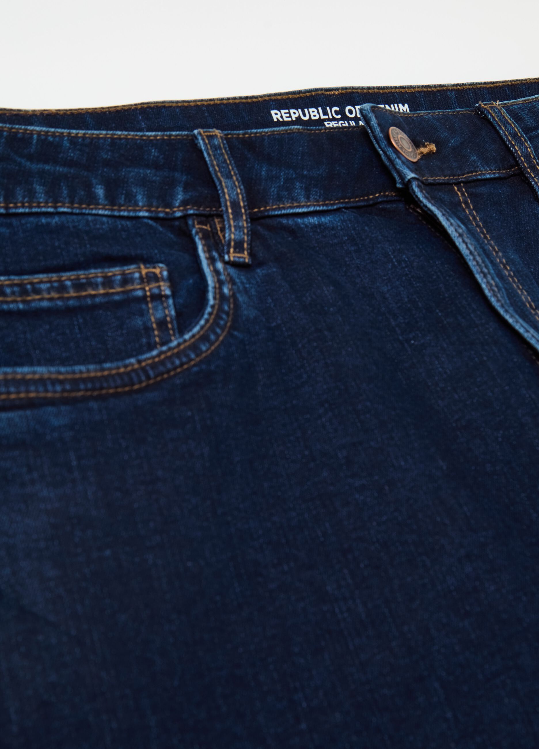 Regular-fit jeans with five pockets