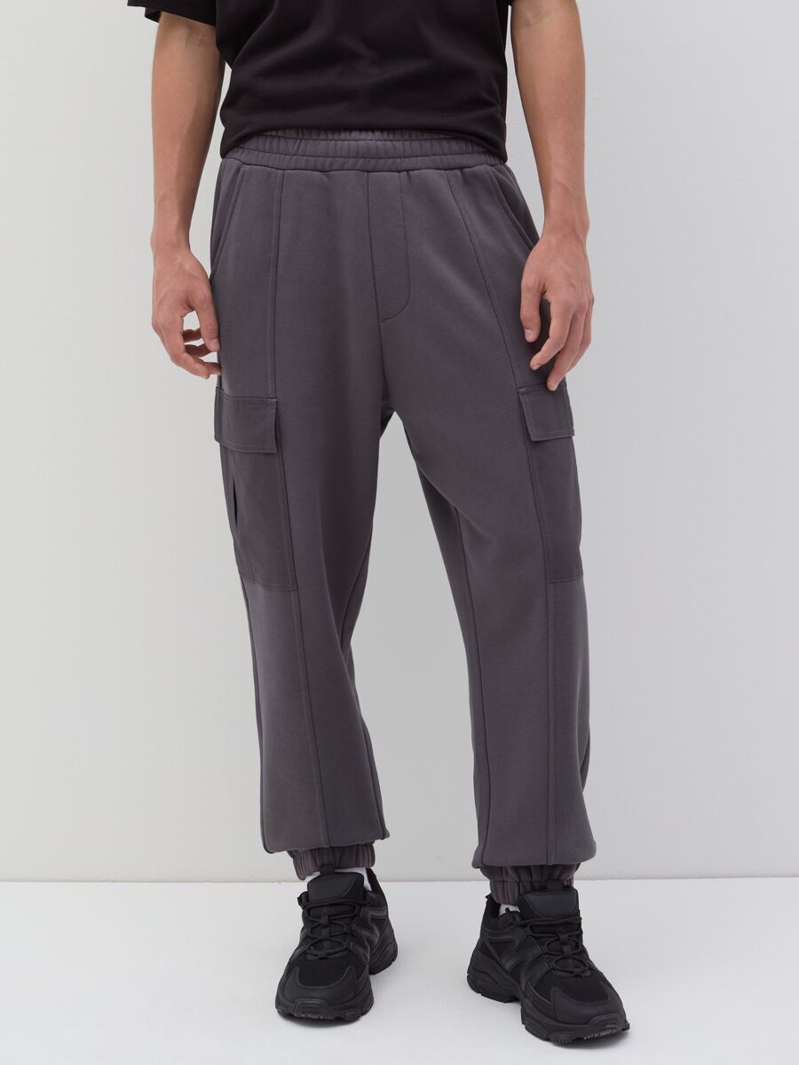 Fleece cargo joggers_1