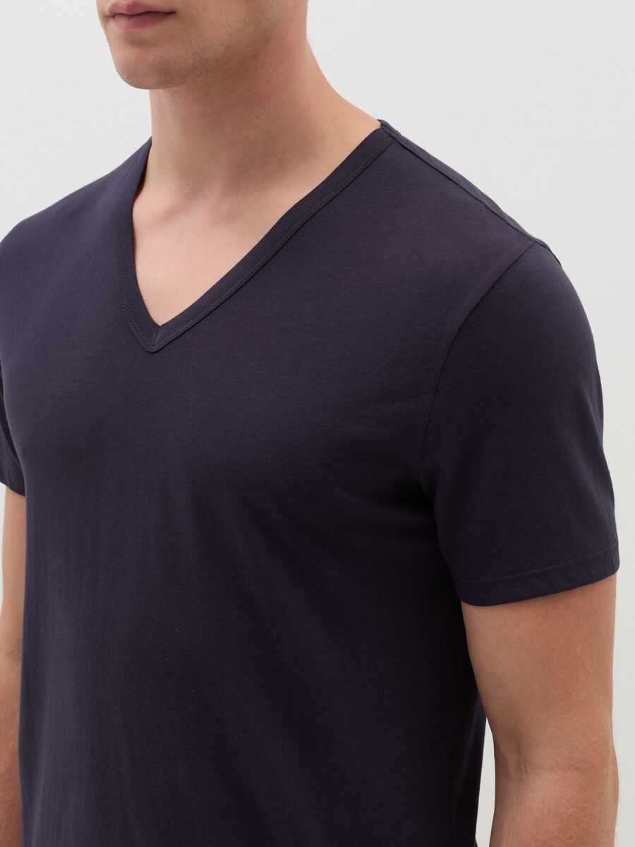 Two-pack undershirts with V neckline in jersey_1