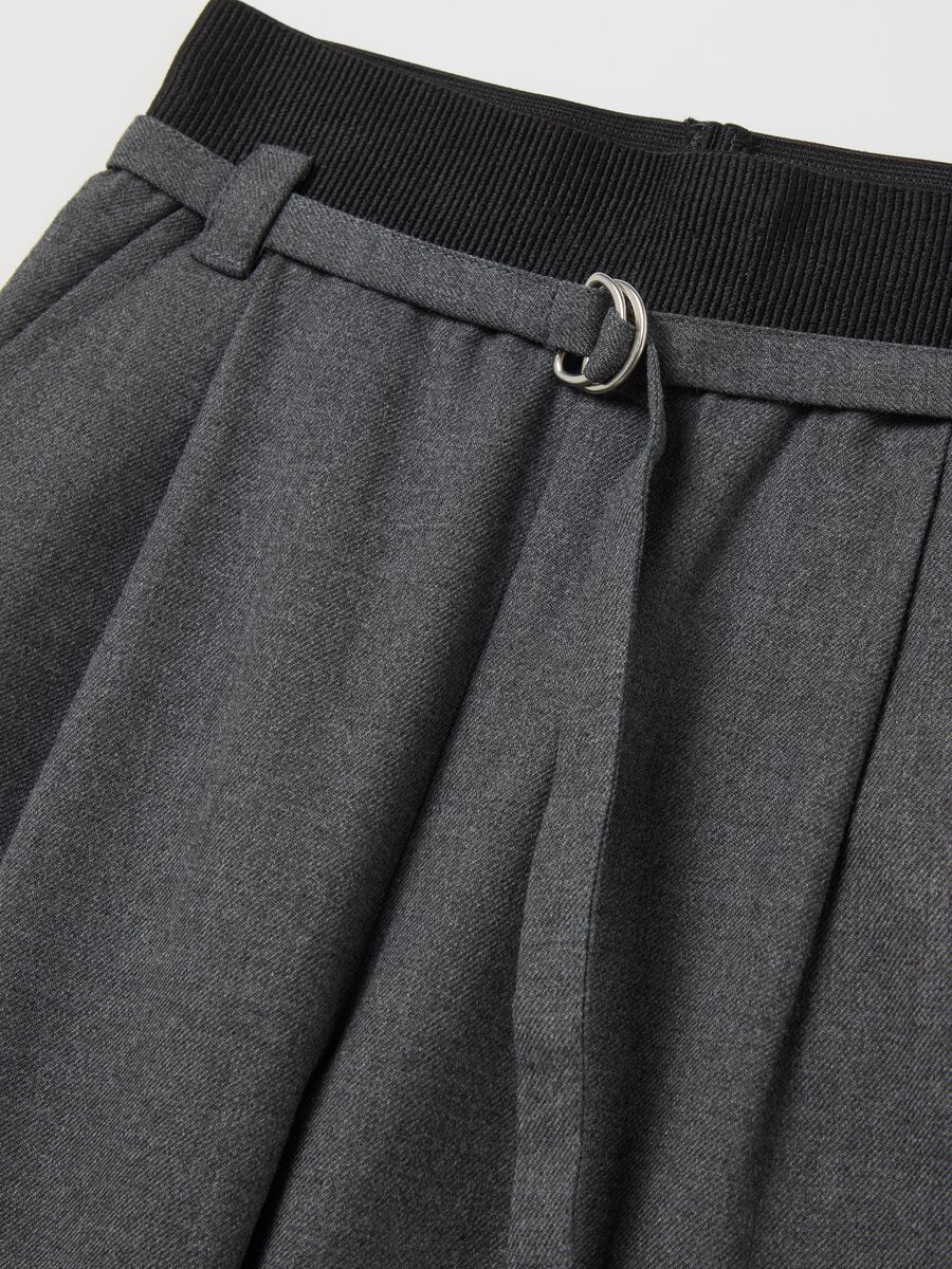 Pantalone culotte a gamba larga con cintura_2