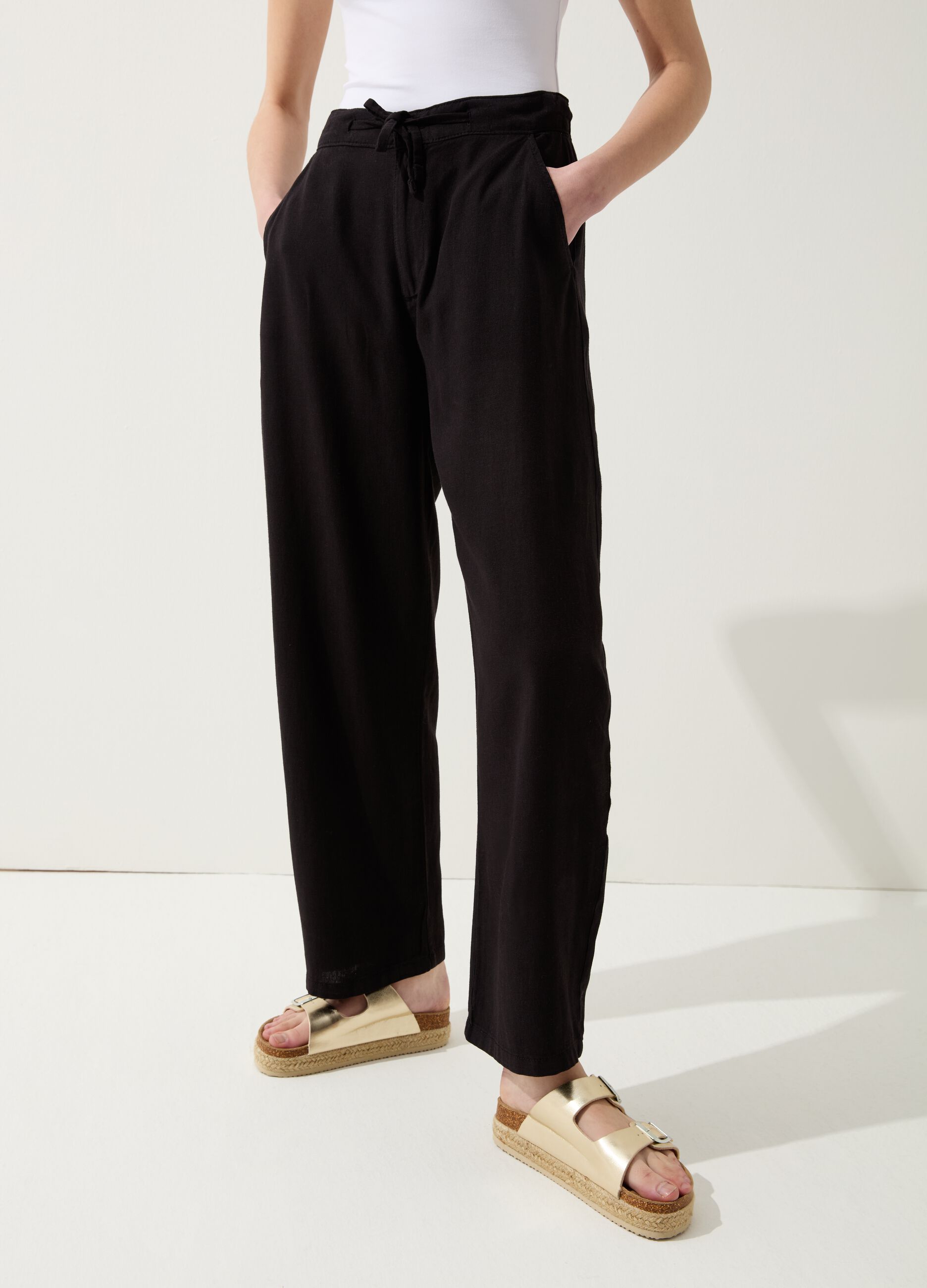 Balloon-fit trousers with drawstring