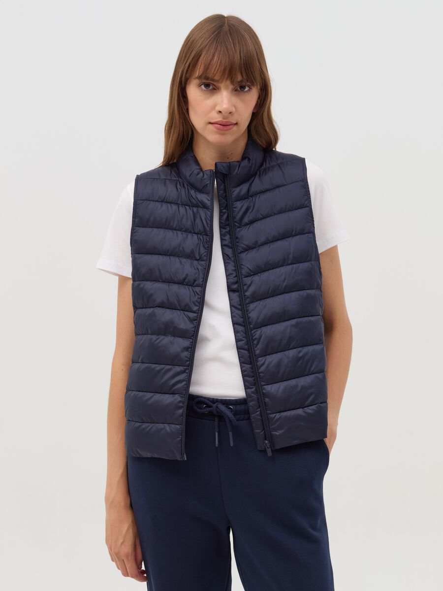 Ultralight gilet with high neck_3