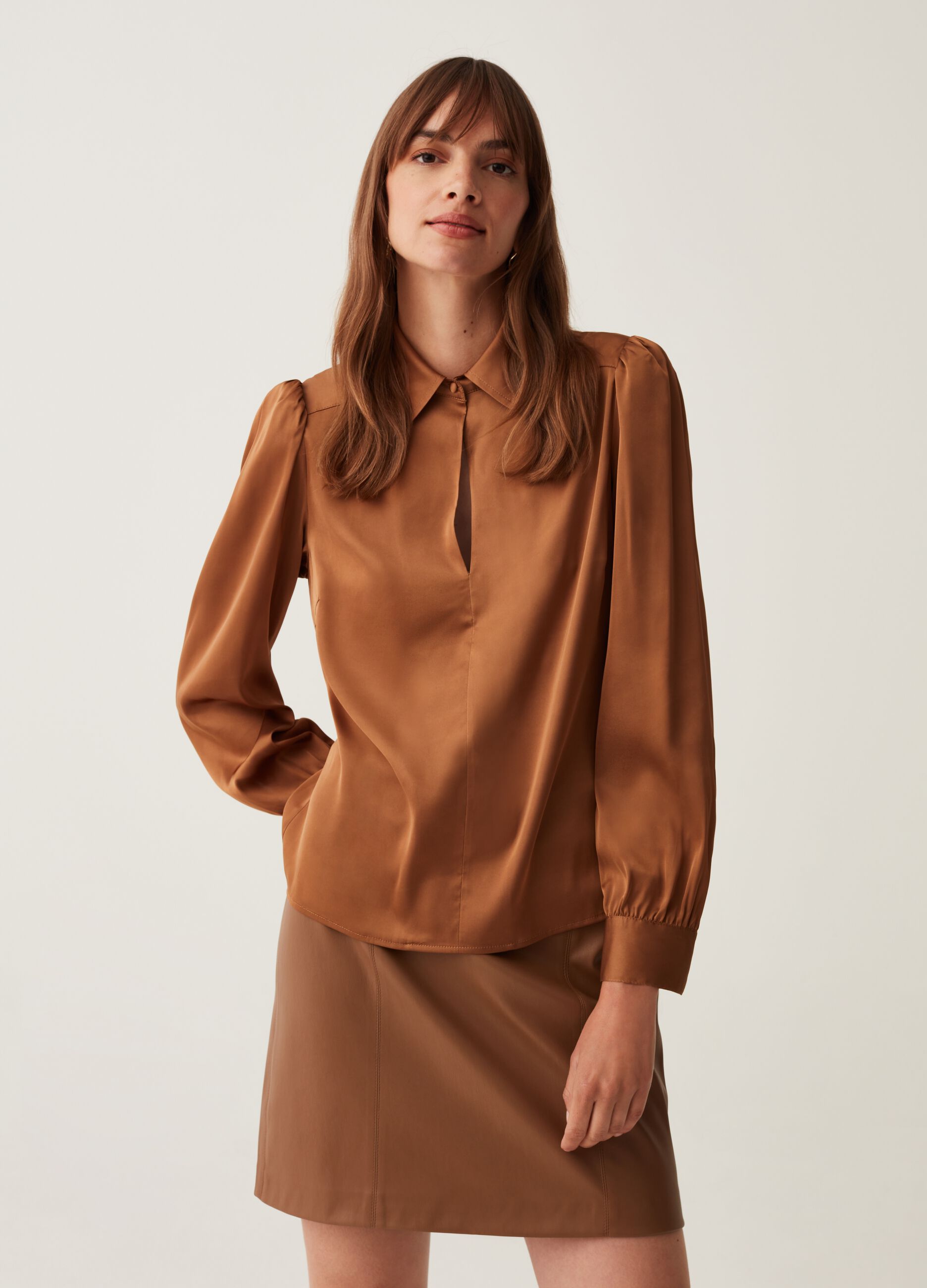 Satin blouse with puffy sleeves