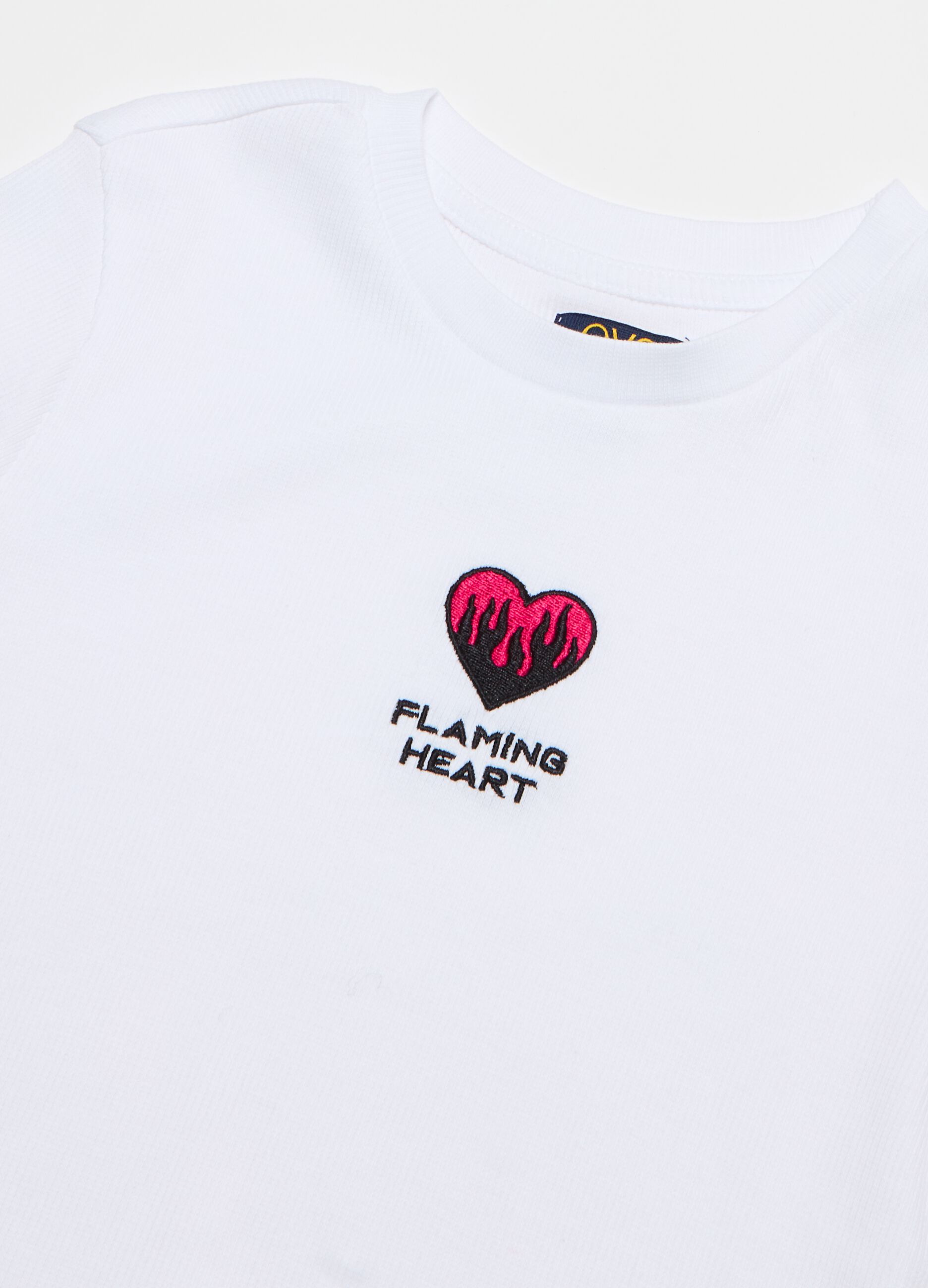 Ribbed T-shirt with heart embroidery