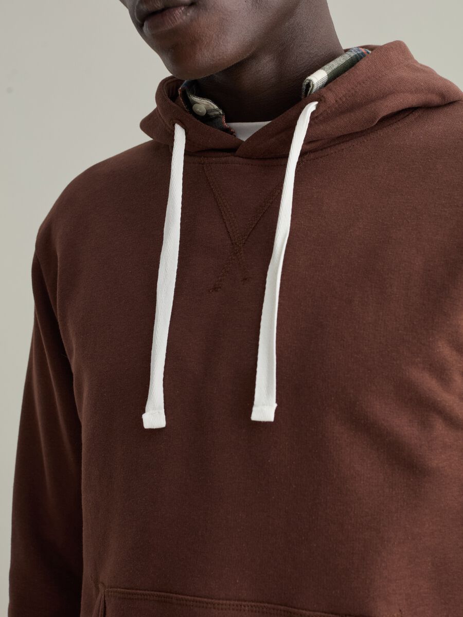 Hoodie with V detail_2