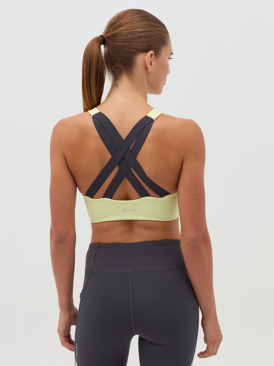 AI•KI sports bra with crossover straps_3