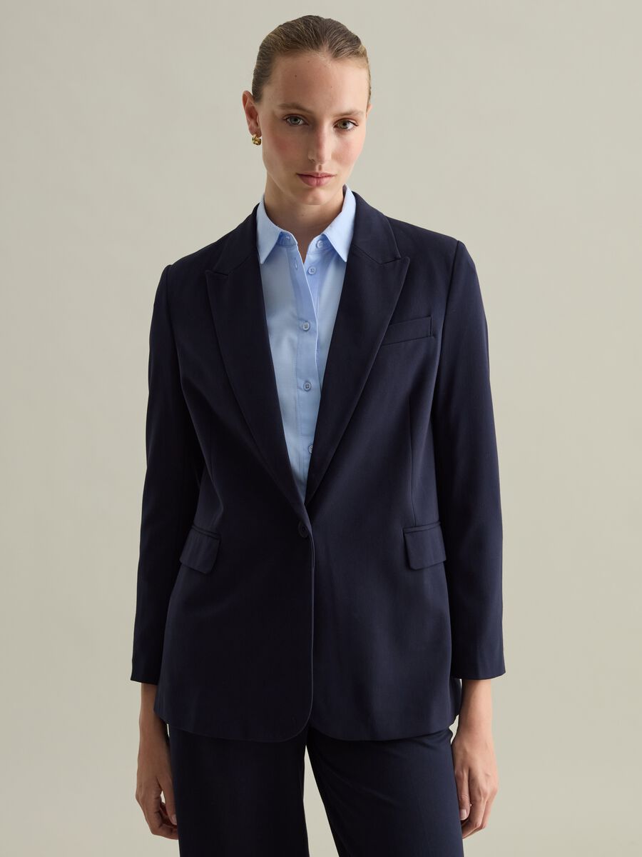 Contemporary solid colour single-breasted blazer_1