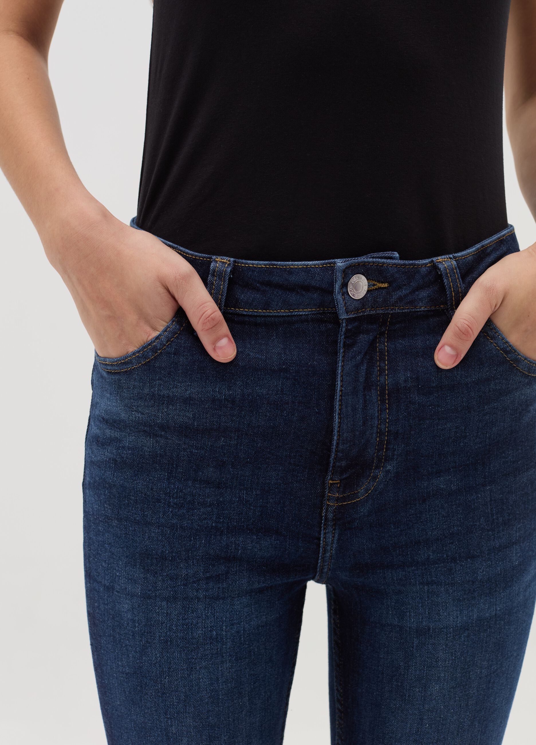 Skinny-fit jeans with five pockets