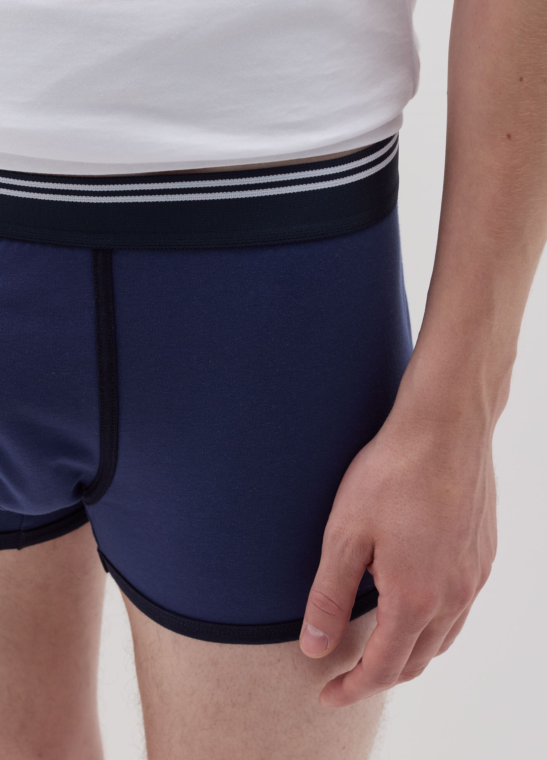 Boxer shorts with contrasting details