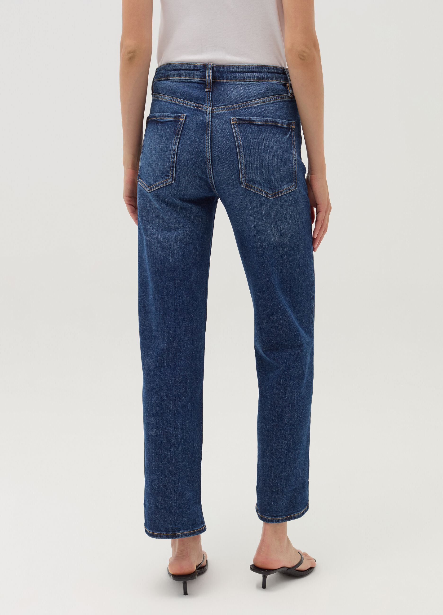 Straight-fit stretch jeans