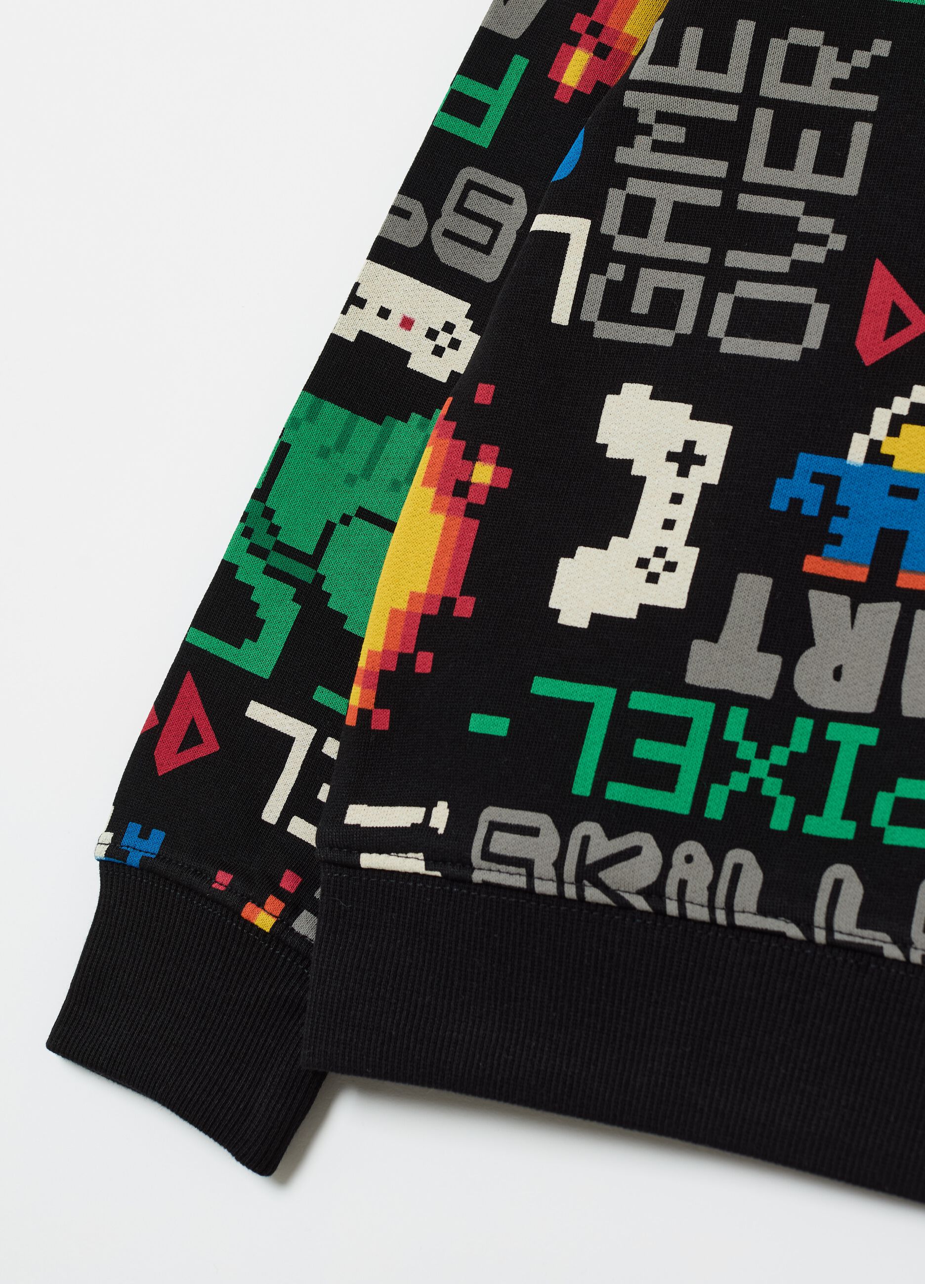 Sweatshirt with gaming dinosaur print