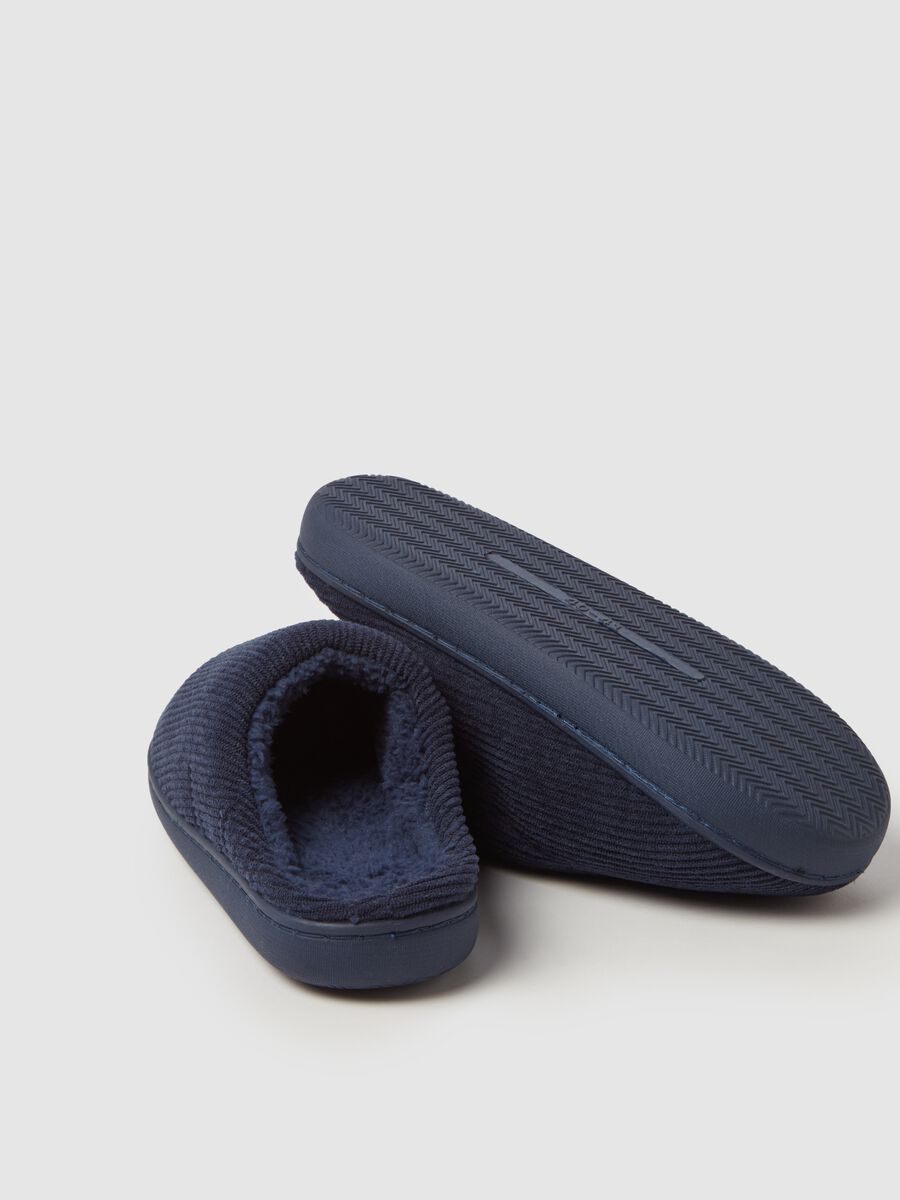 Ribbed slippers_1