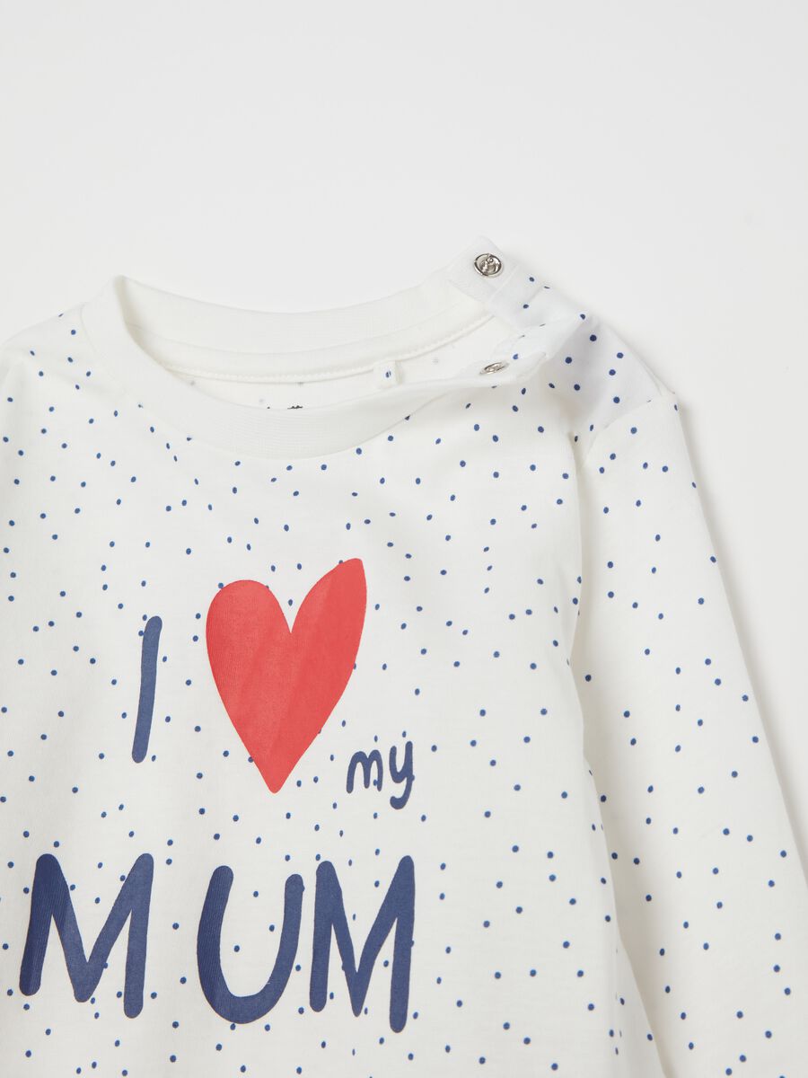 Pyjamas with I Love Mum print_2