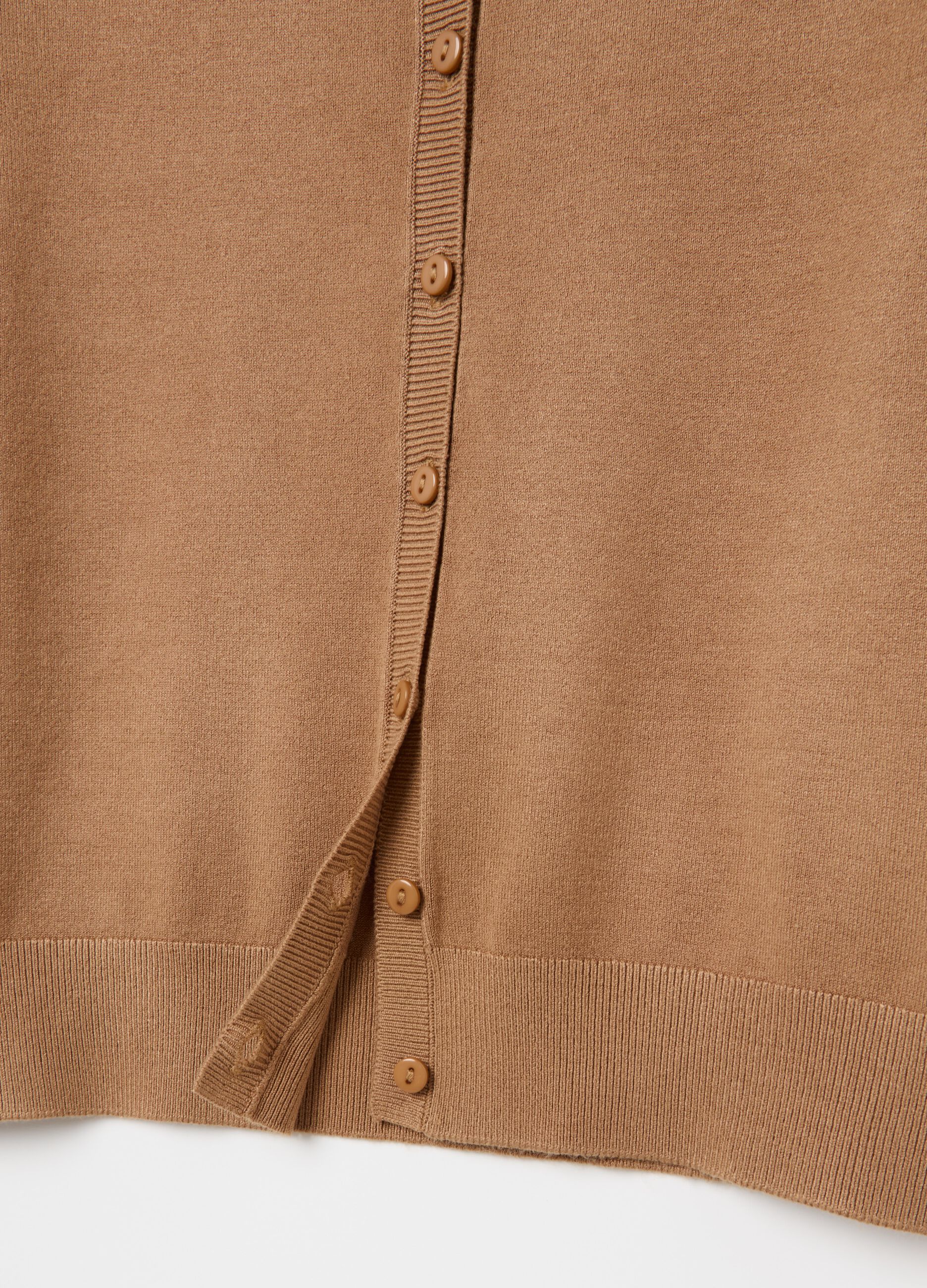 Cardigan with three-quarter sleeves