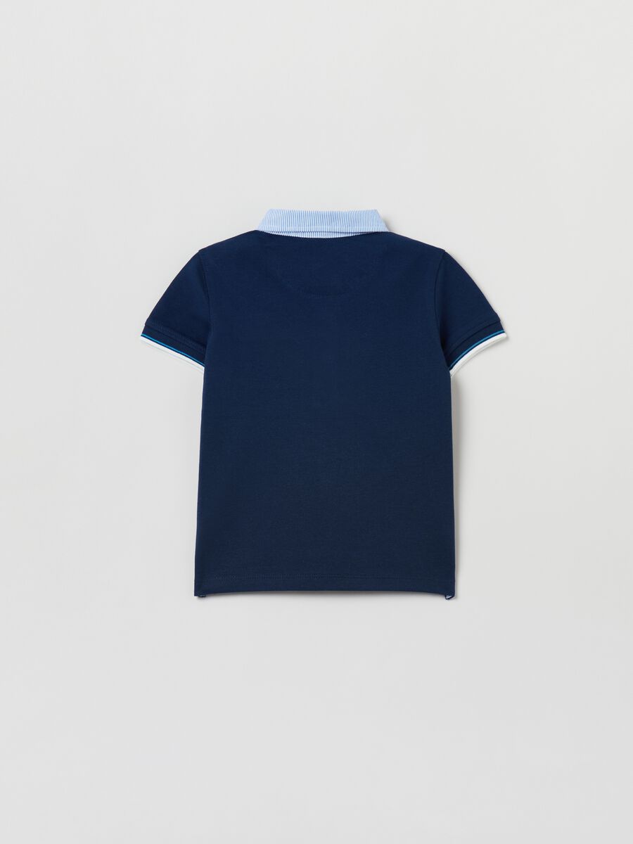 Polo shirt in piquet with yarn-dyed collar_1