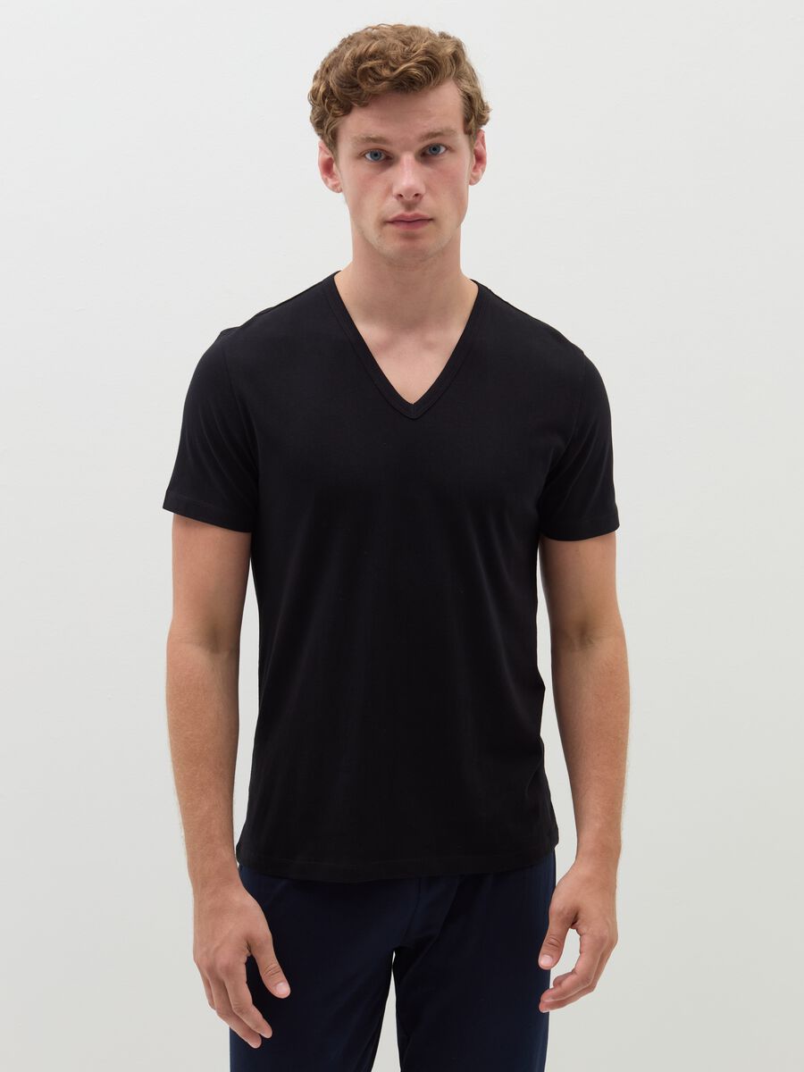 Two-pack undershirts with V neckline in jersey_0