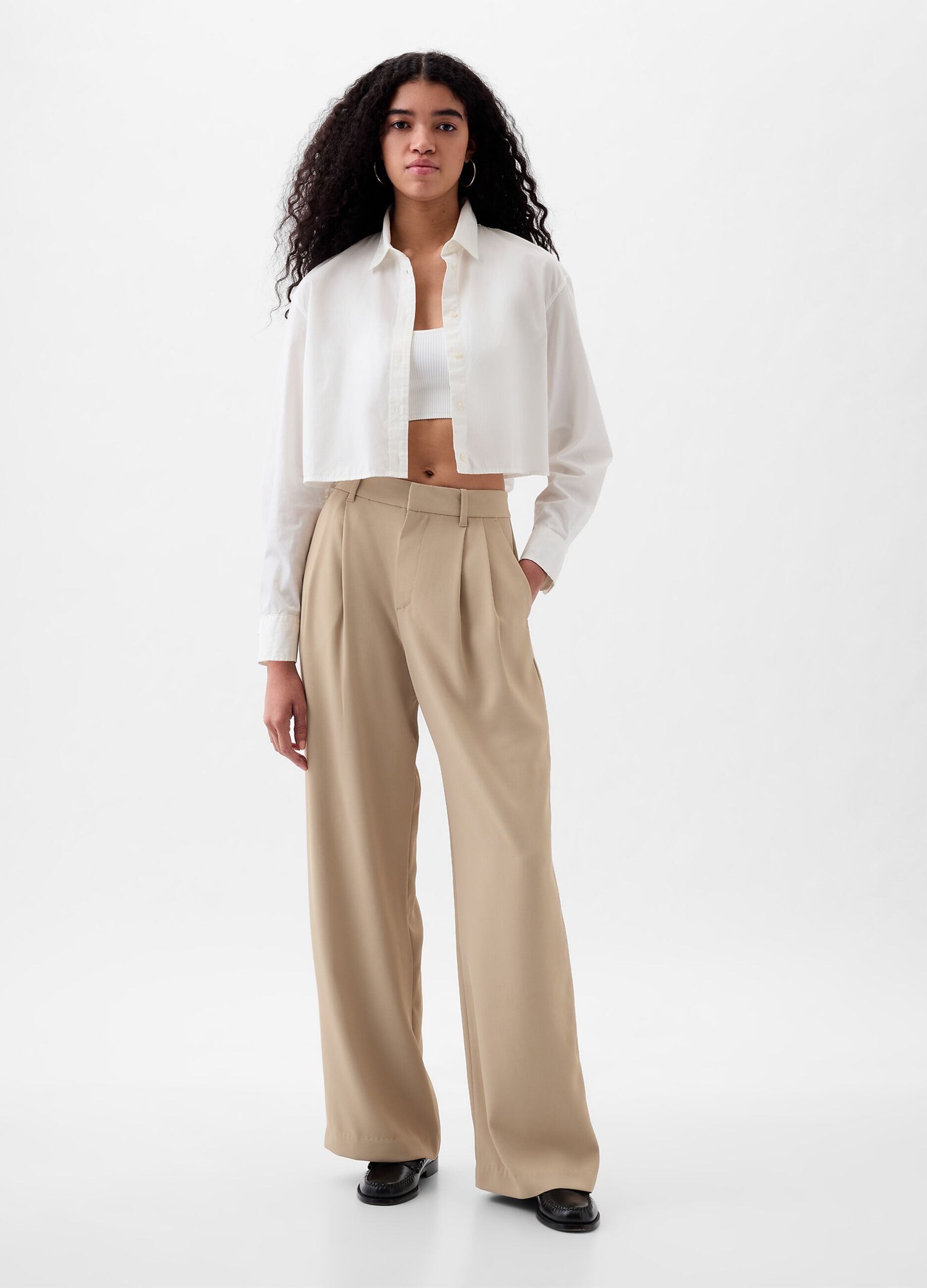 Wide-leg trousers with high waist and darts