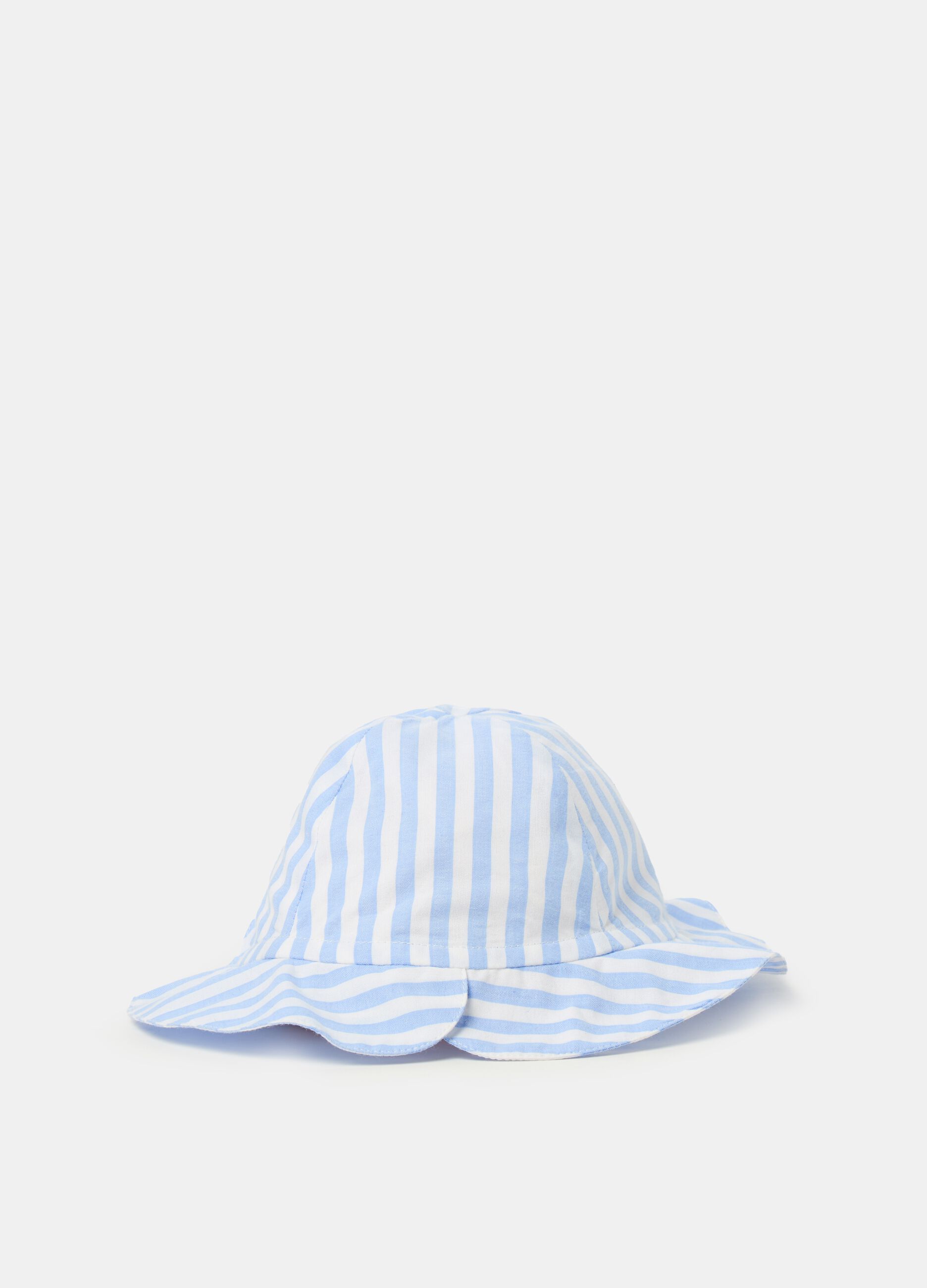 Cotton hat with striped pattern