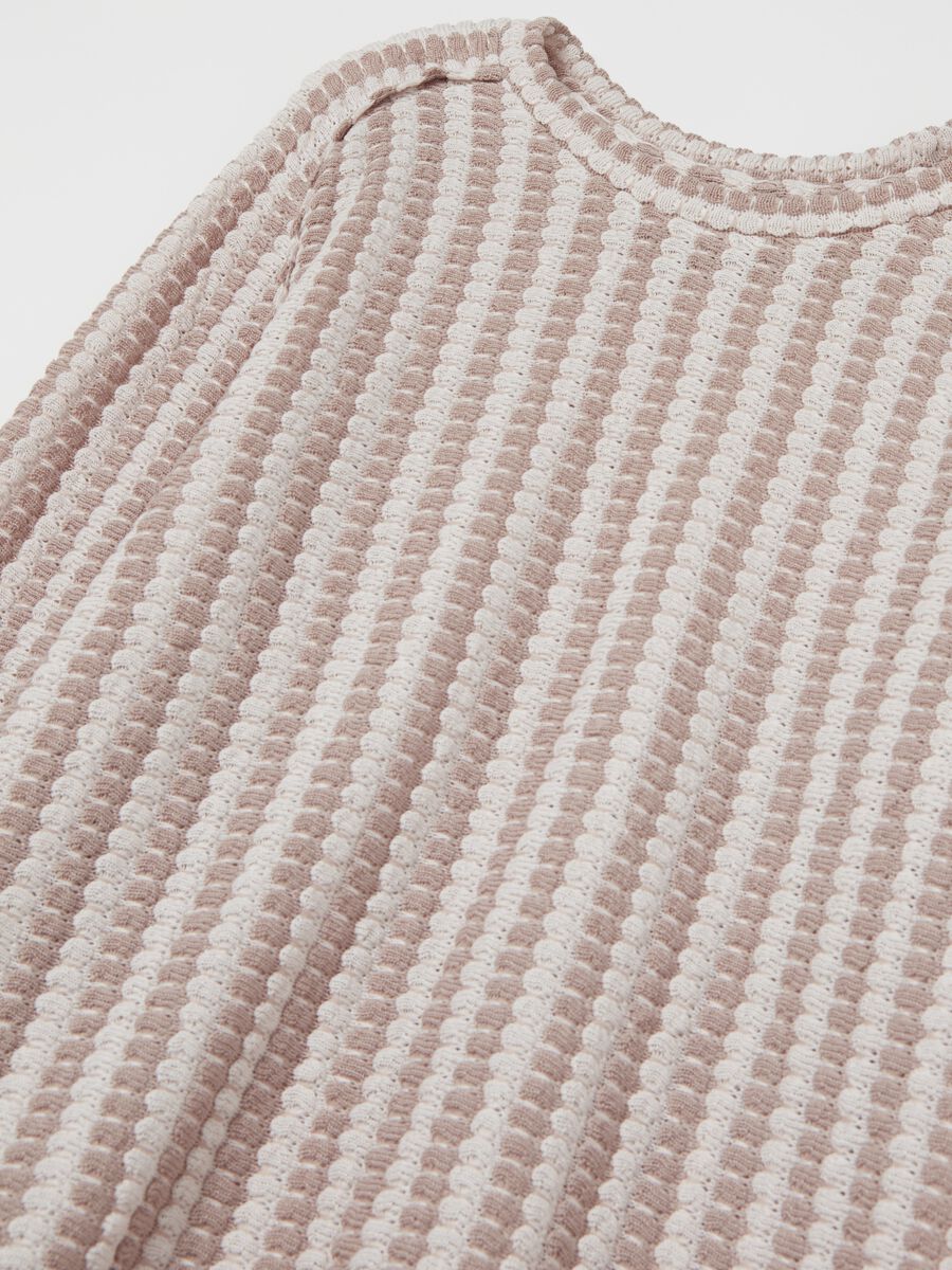 Knitted T-shirt with two-tone weave_5