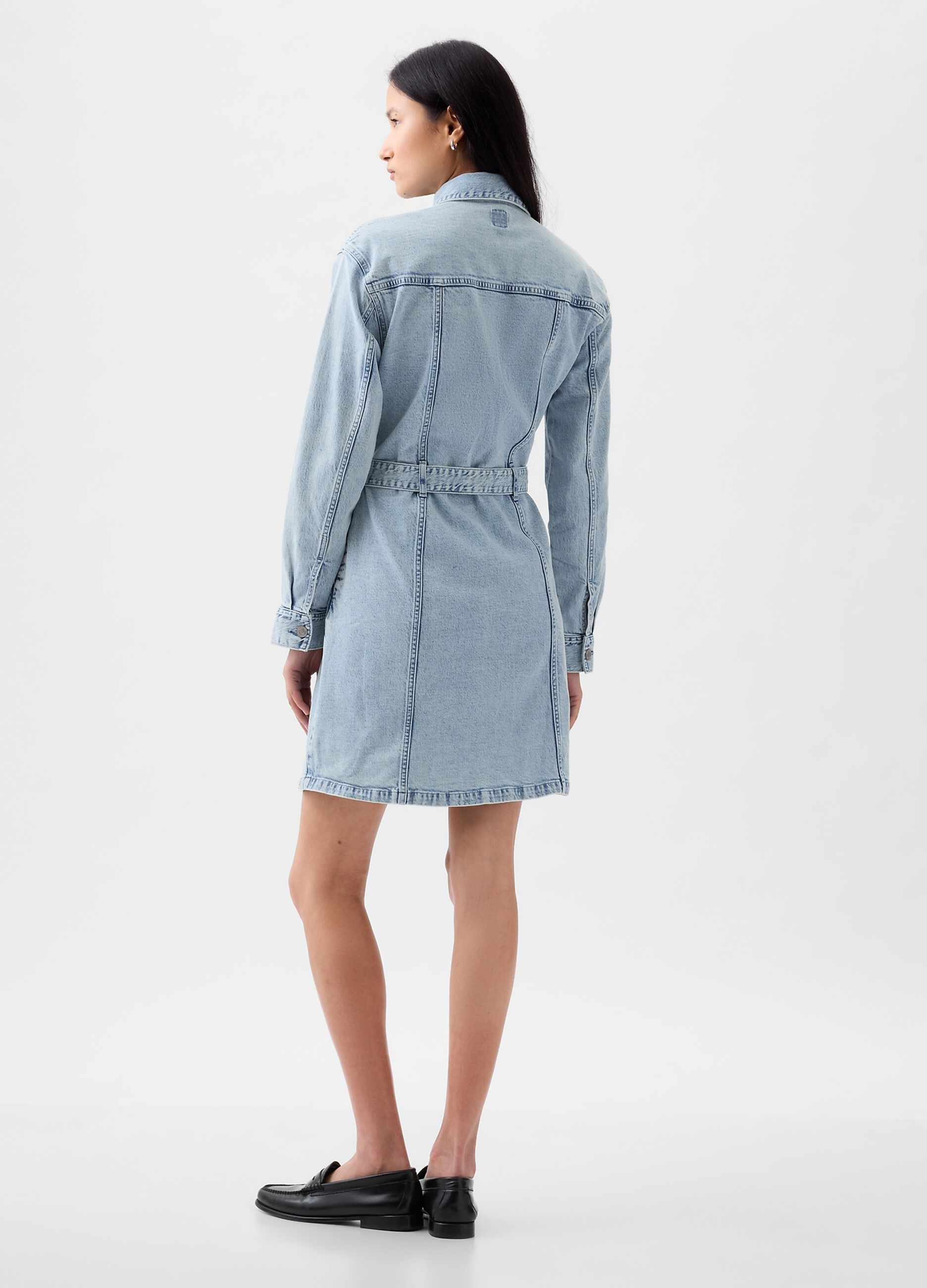 Short shirt dress in denim with belt