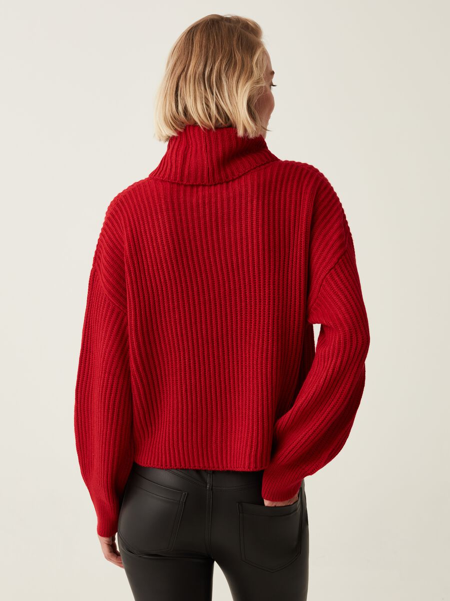 Ribbed pullover with high ring neck_2