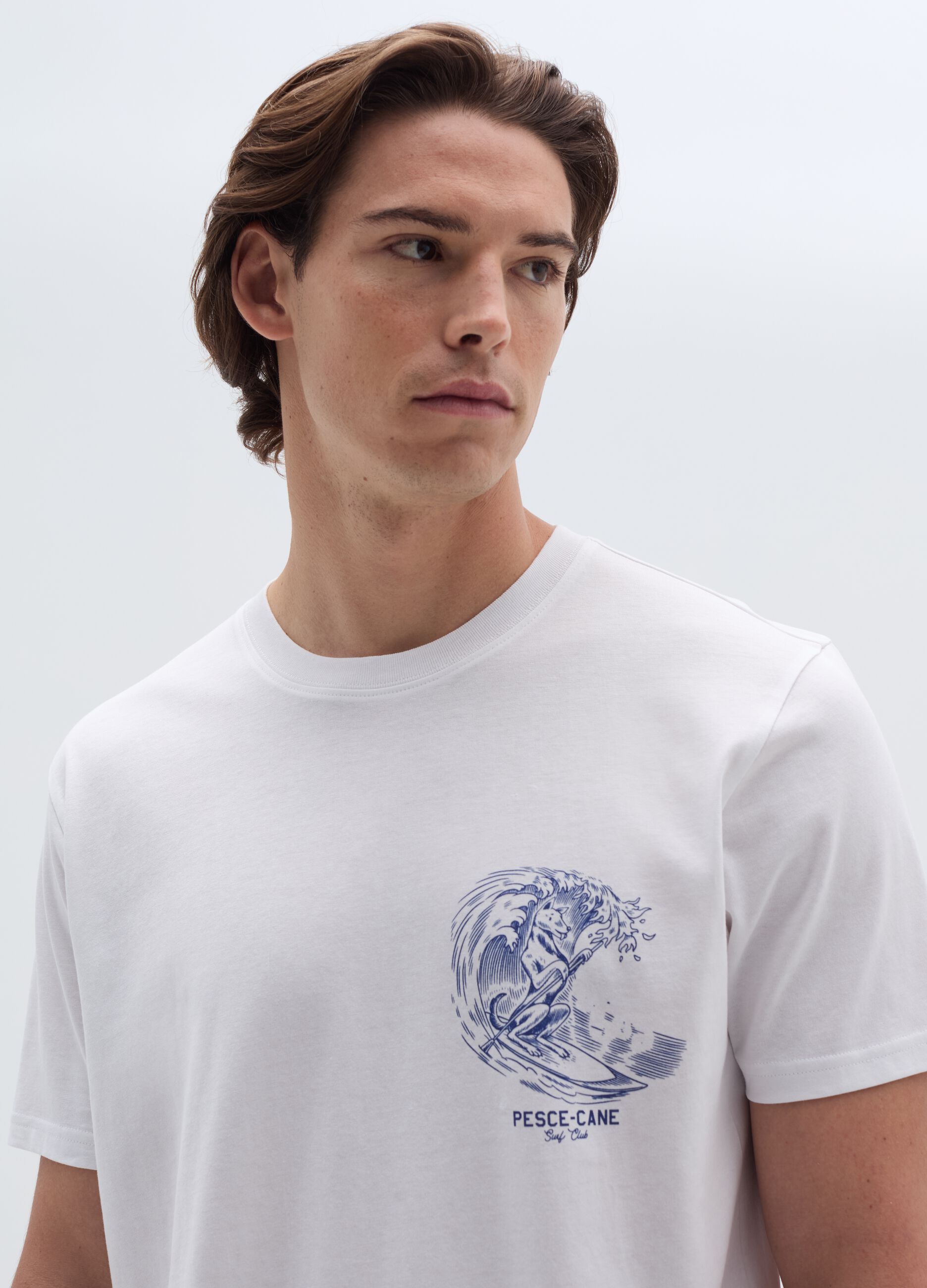 T-shirt in cotone con stampa motivo surf