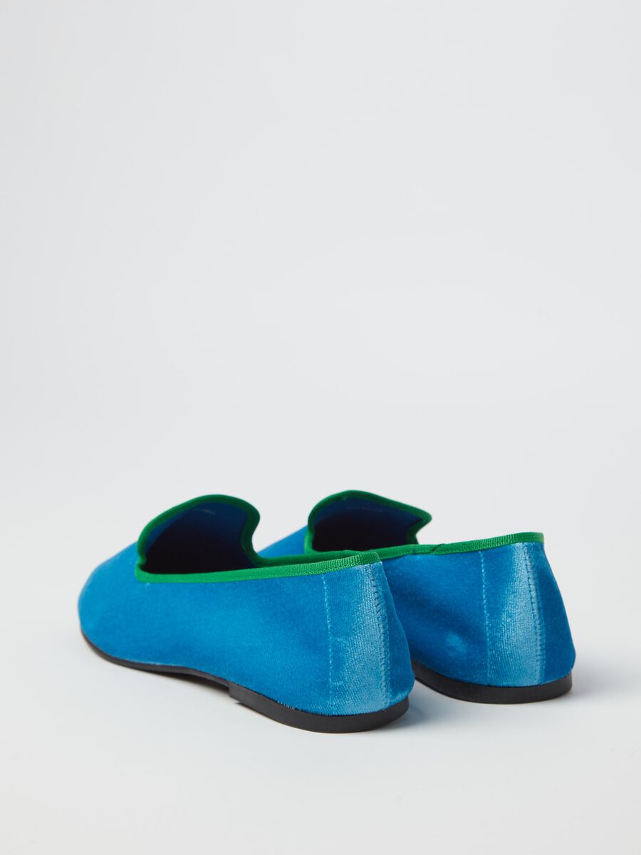 Slipper shoes with contrasting edging_1