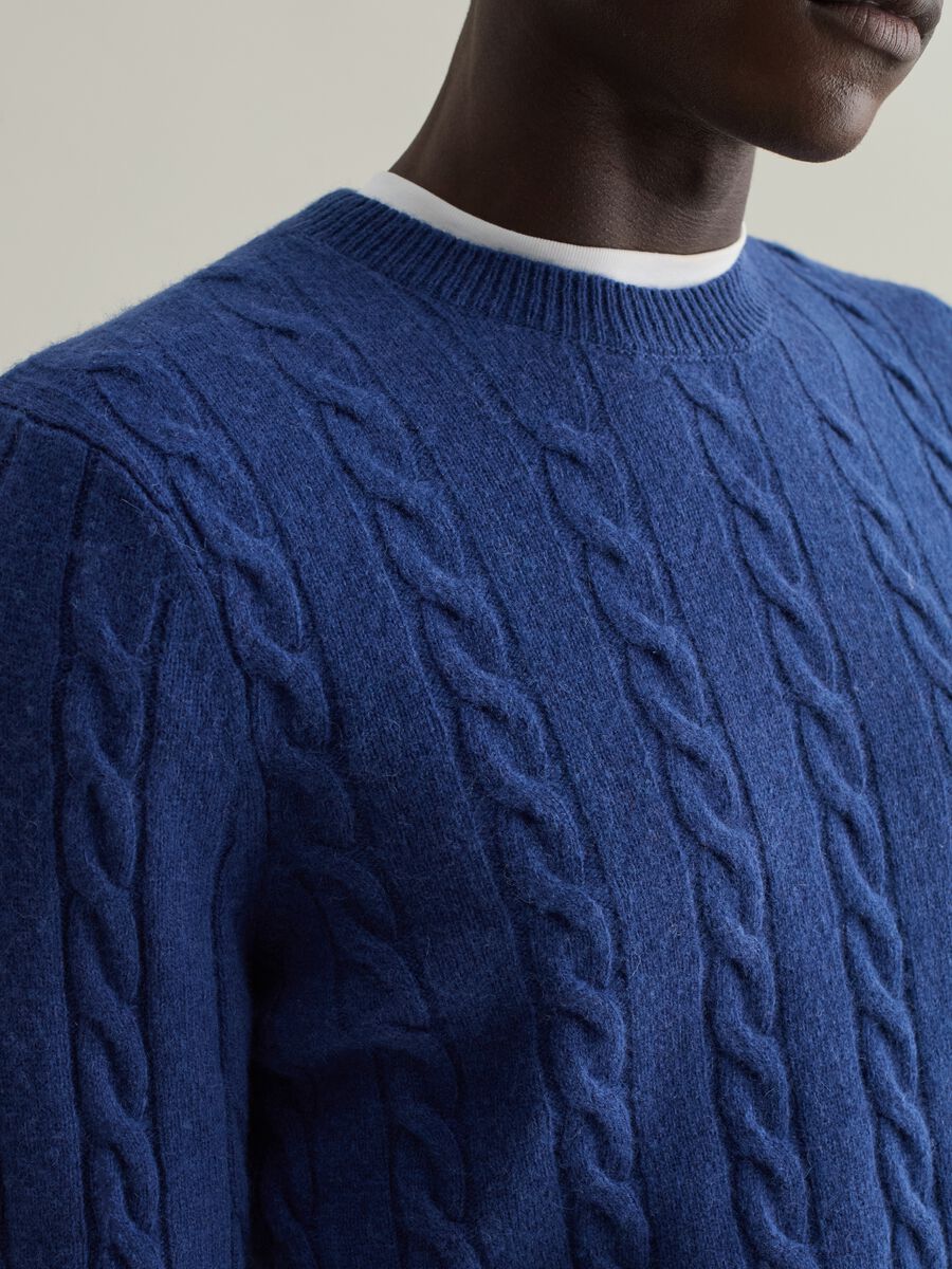 Pullover in cable-knit lambswool_2