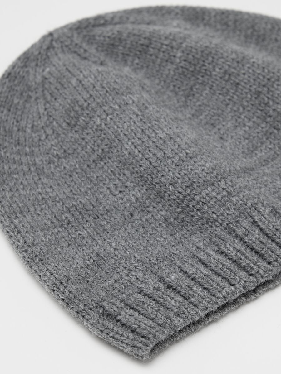 Knitted hat_1