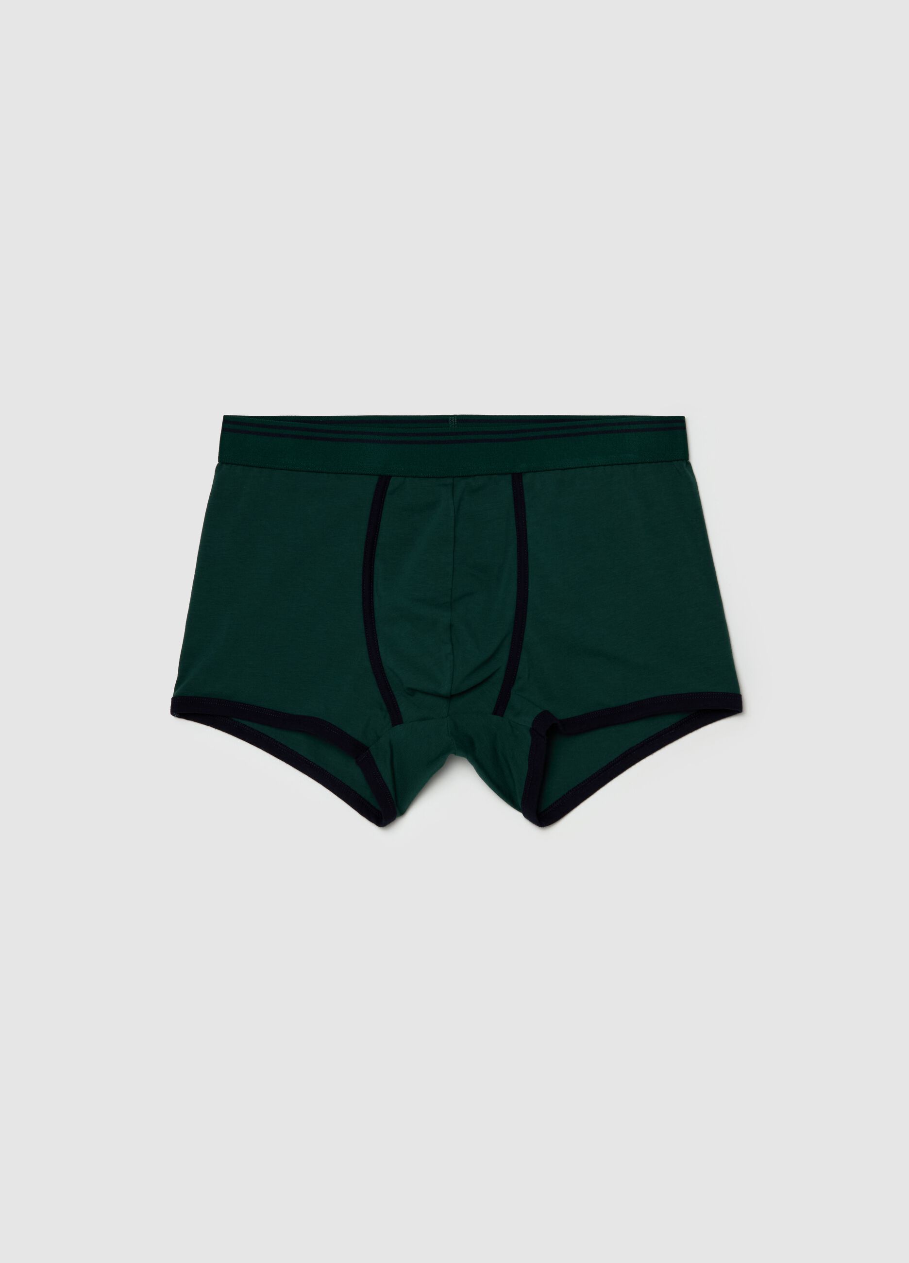 Boxer shorts with contrasting details