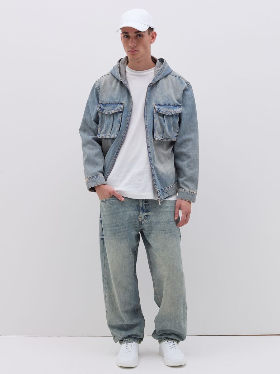 Short denim jacket with hood_5