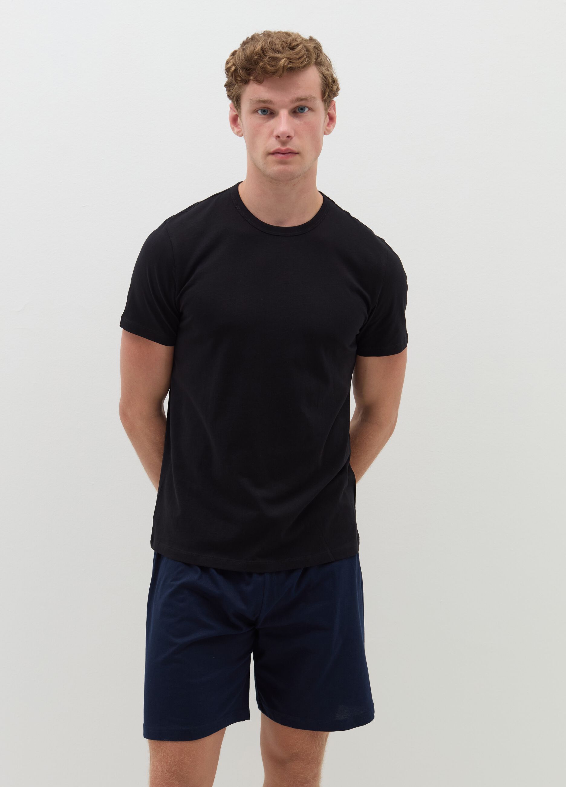 Two-pack undershirts with round neck in jersey