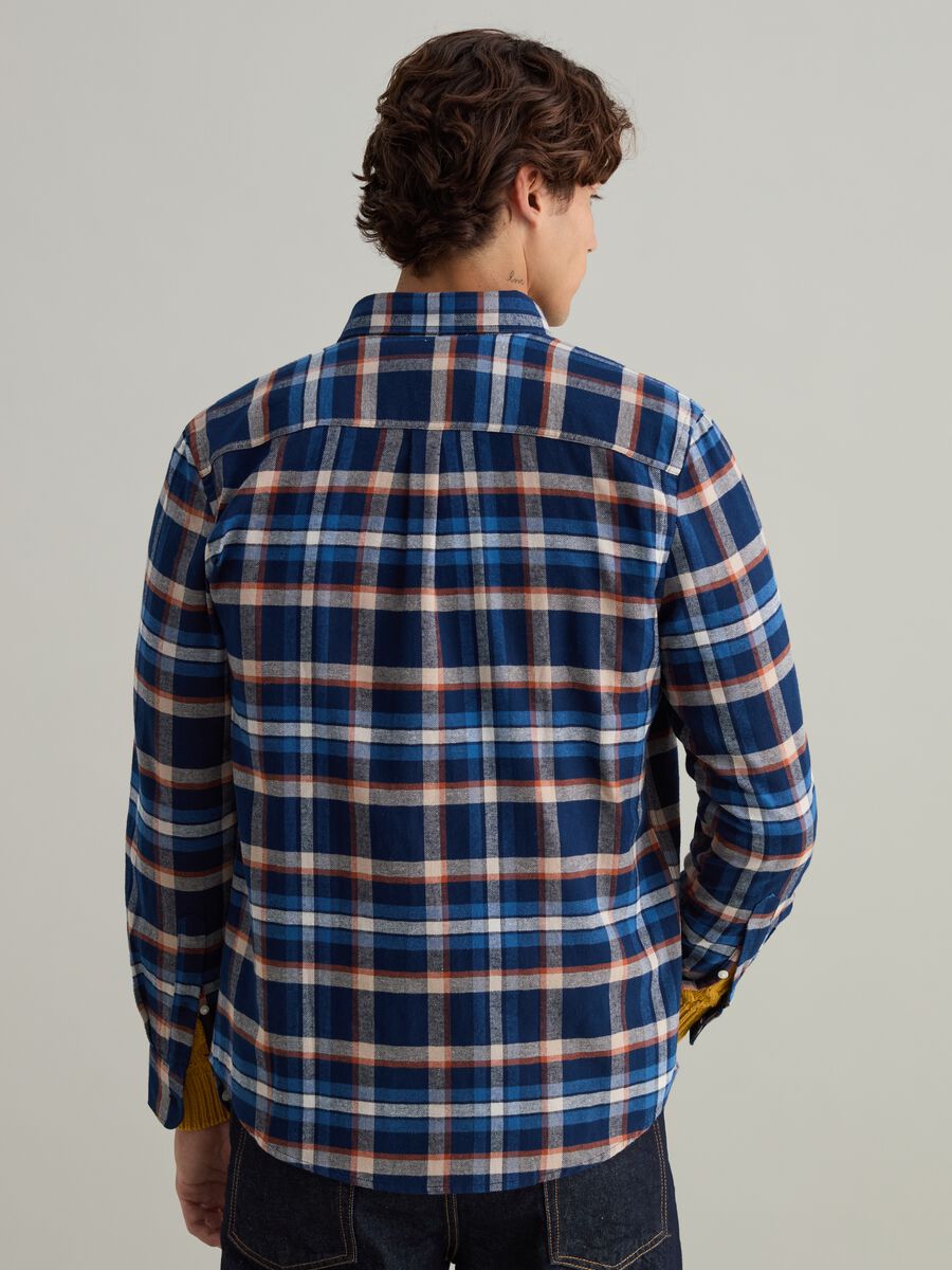 Flannel shirt with check pattern_3