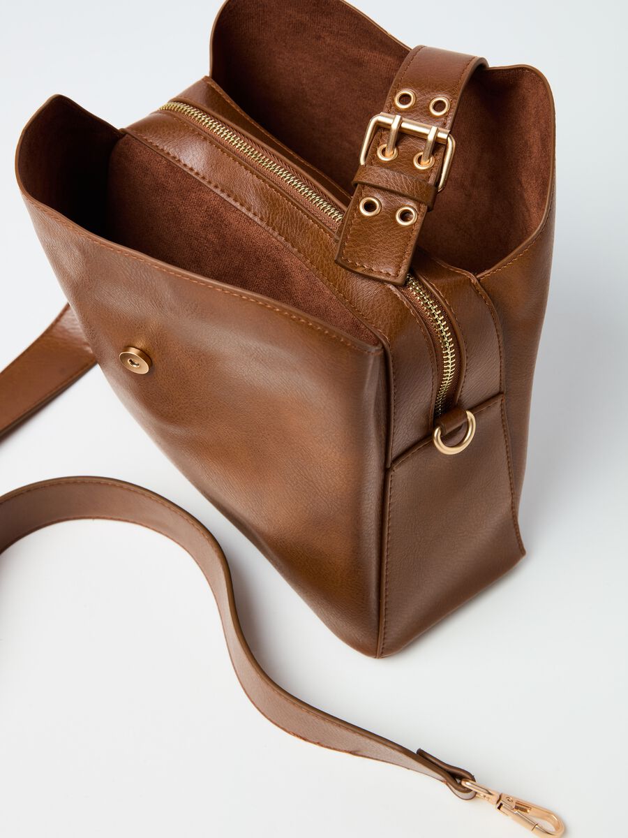 Bucket bag with external pockets_2