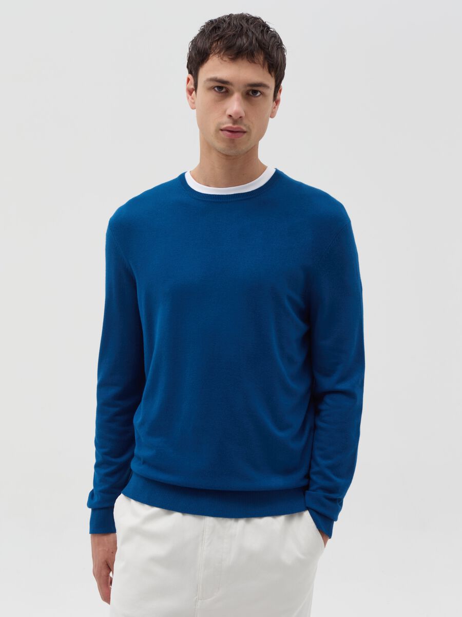 Round neck pullover_1