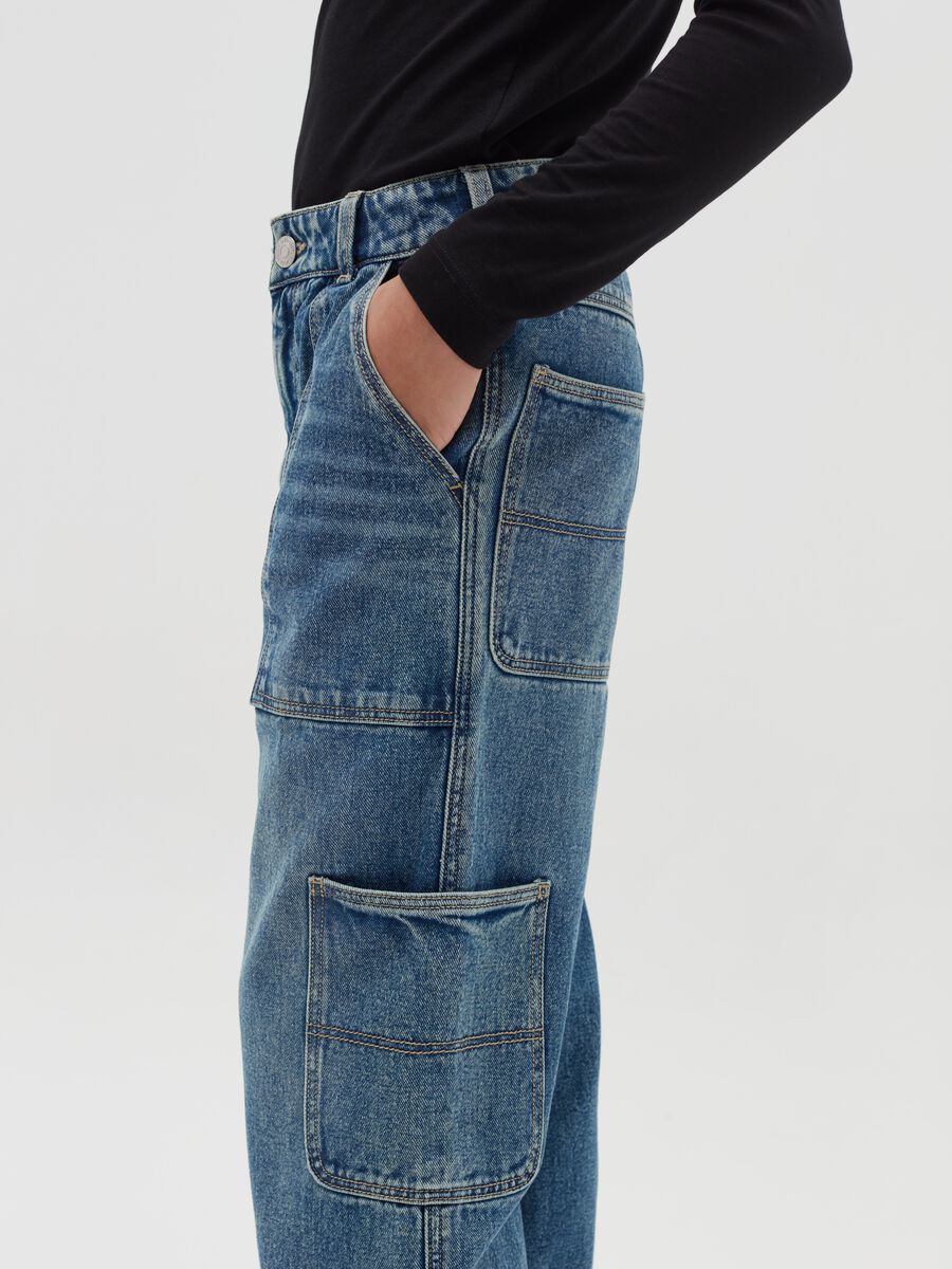 Skater jeans with pockets_1