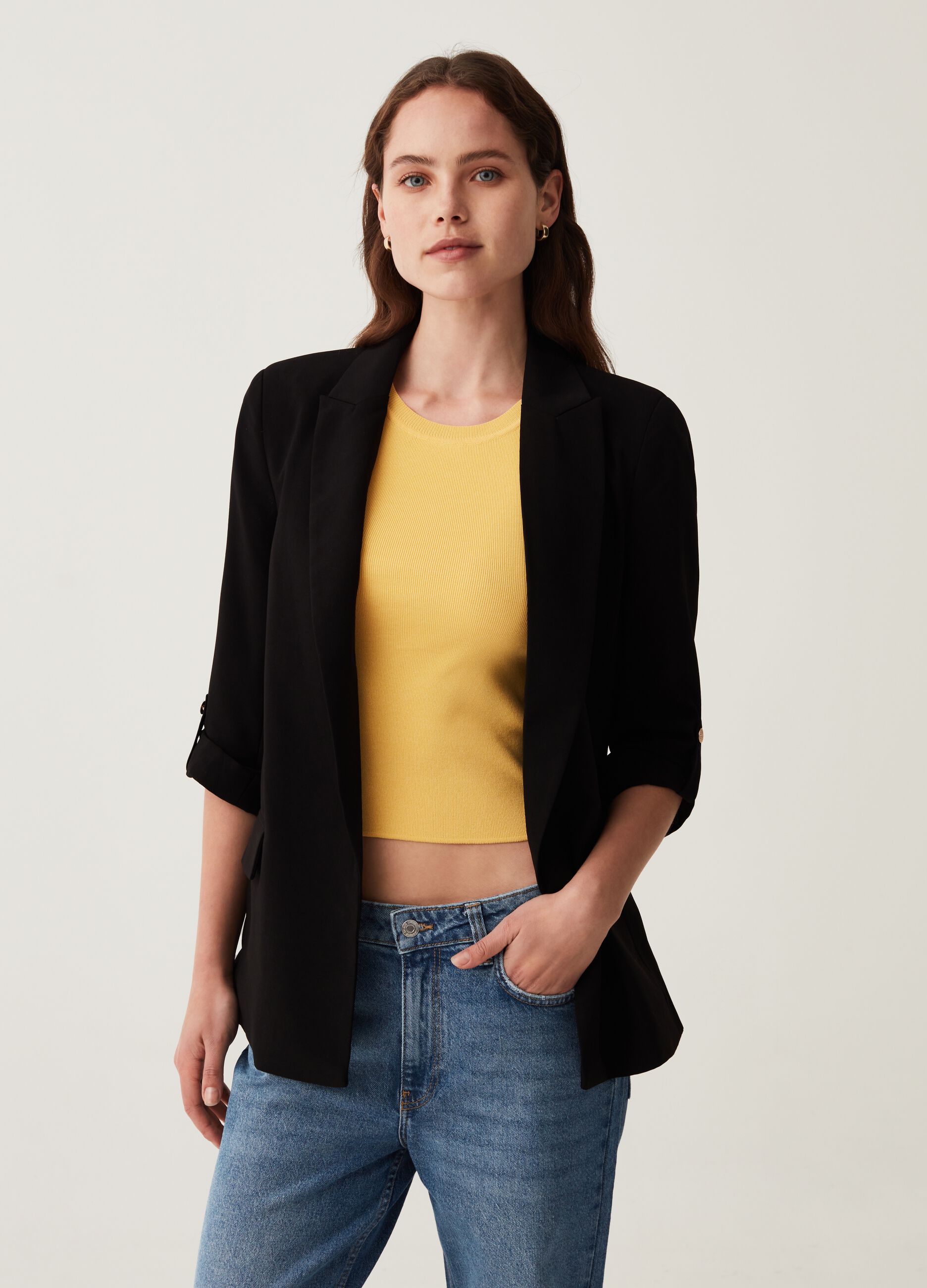 Open blazer with three-quarter sleeves