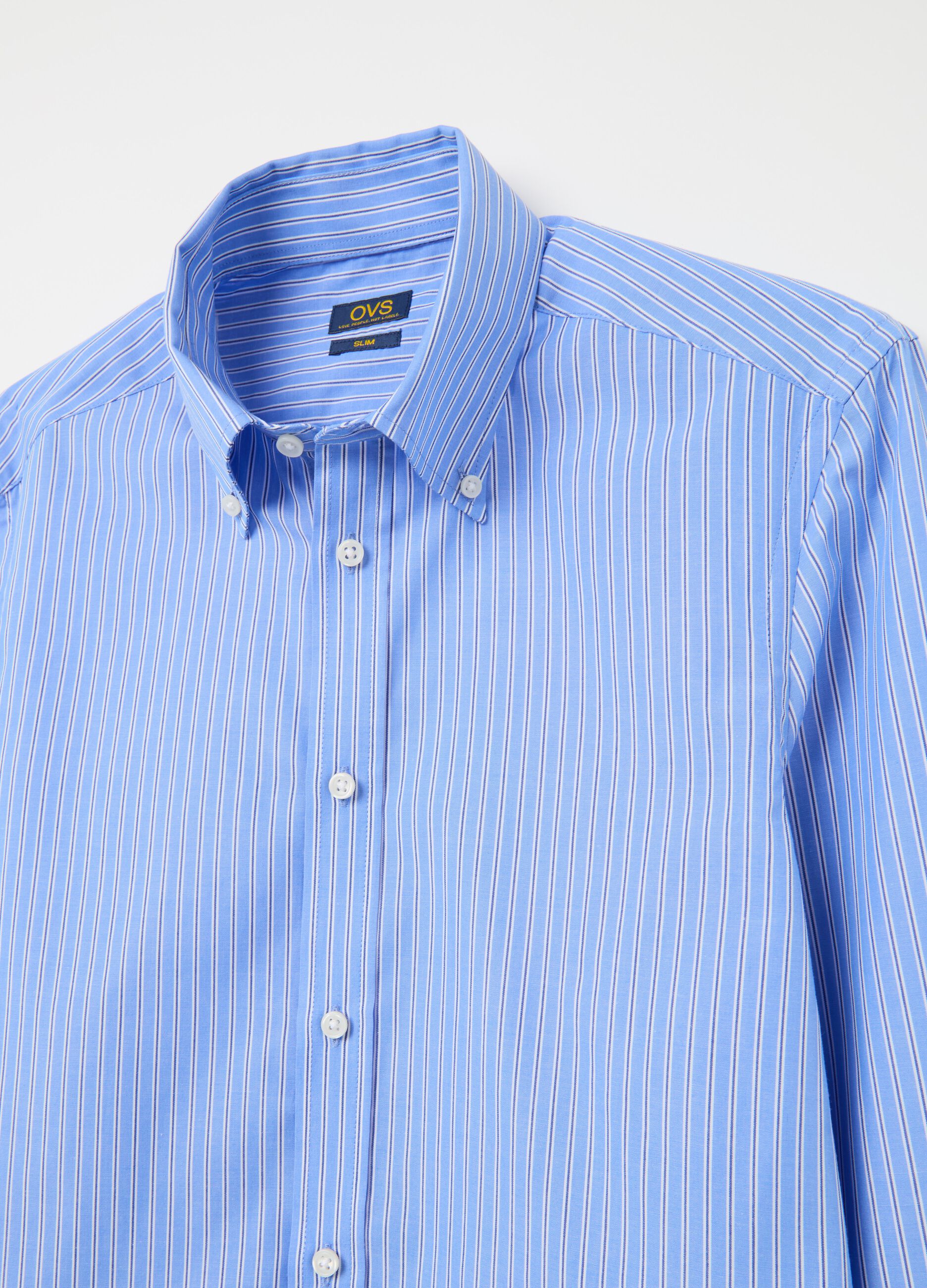 Slim-fit striped shirt with button-down collar