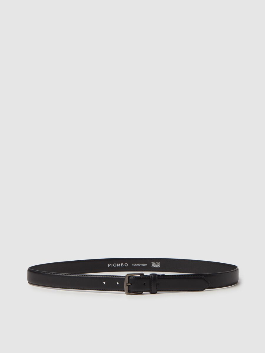 Contemporary leather belt with satin-effect buckle_0