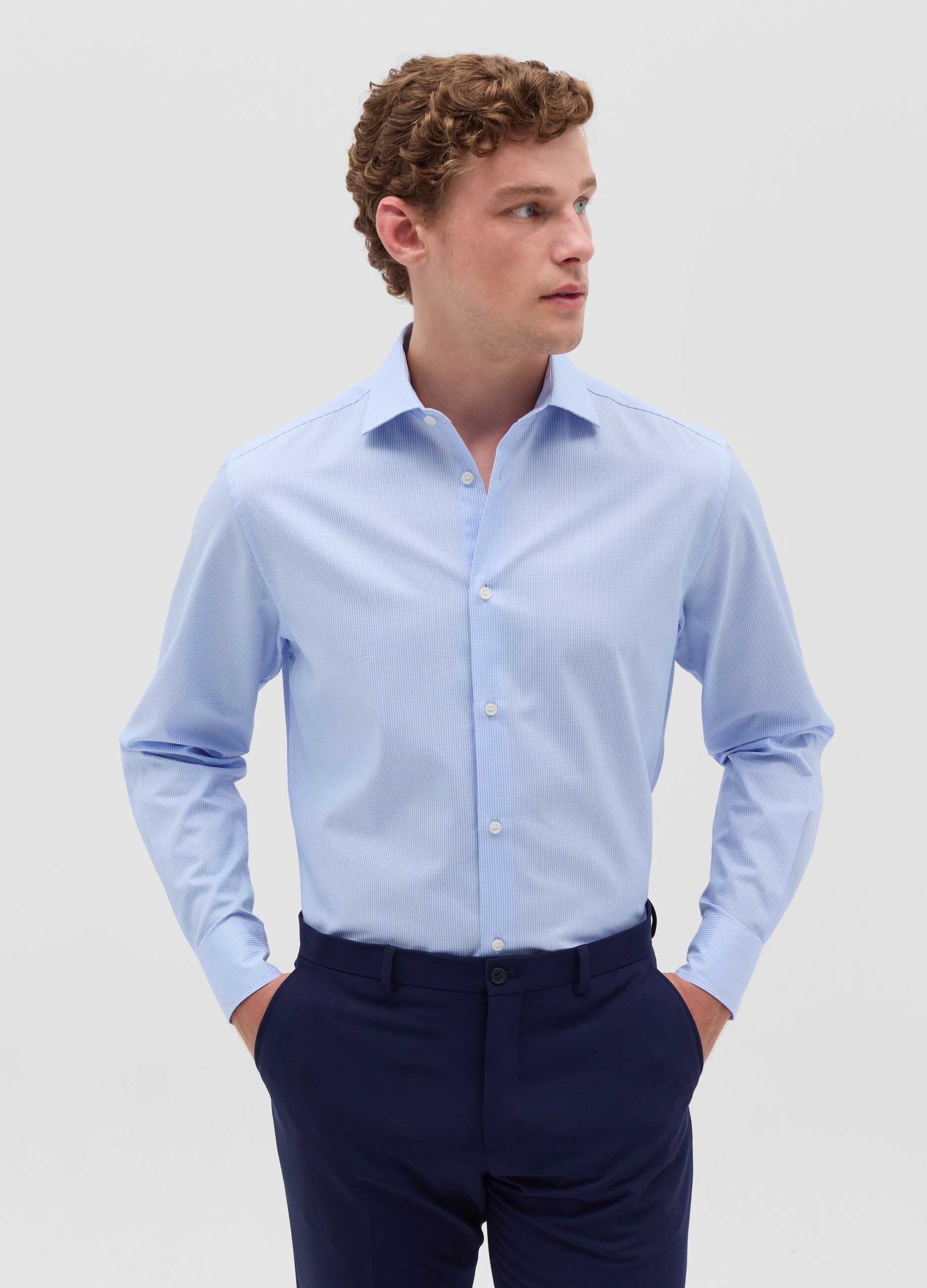 Regular-fit easy-iron shirt with micro check pattern